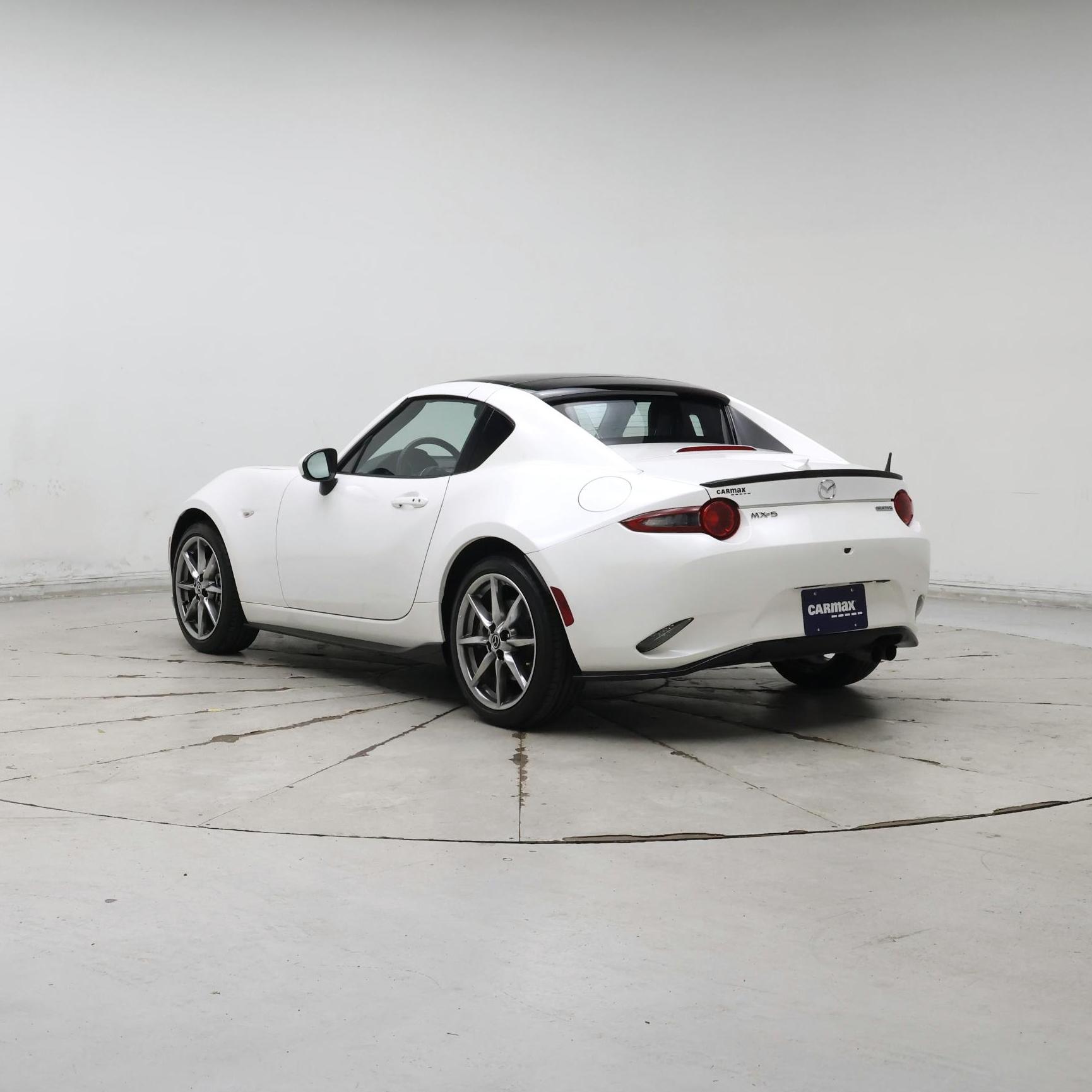 Thumbnail: 2022 Mazda MX-5 Miata - 2