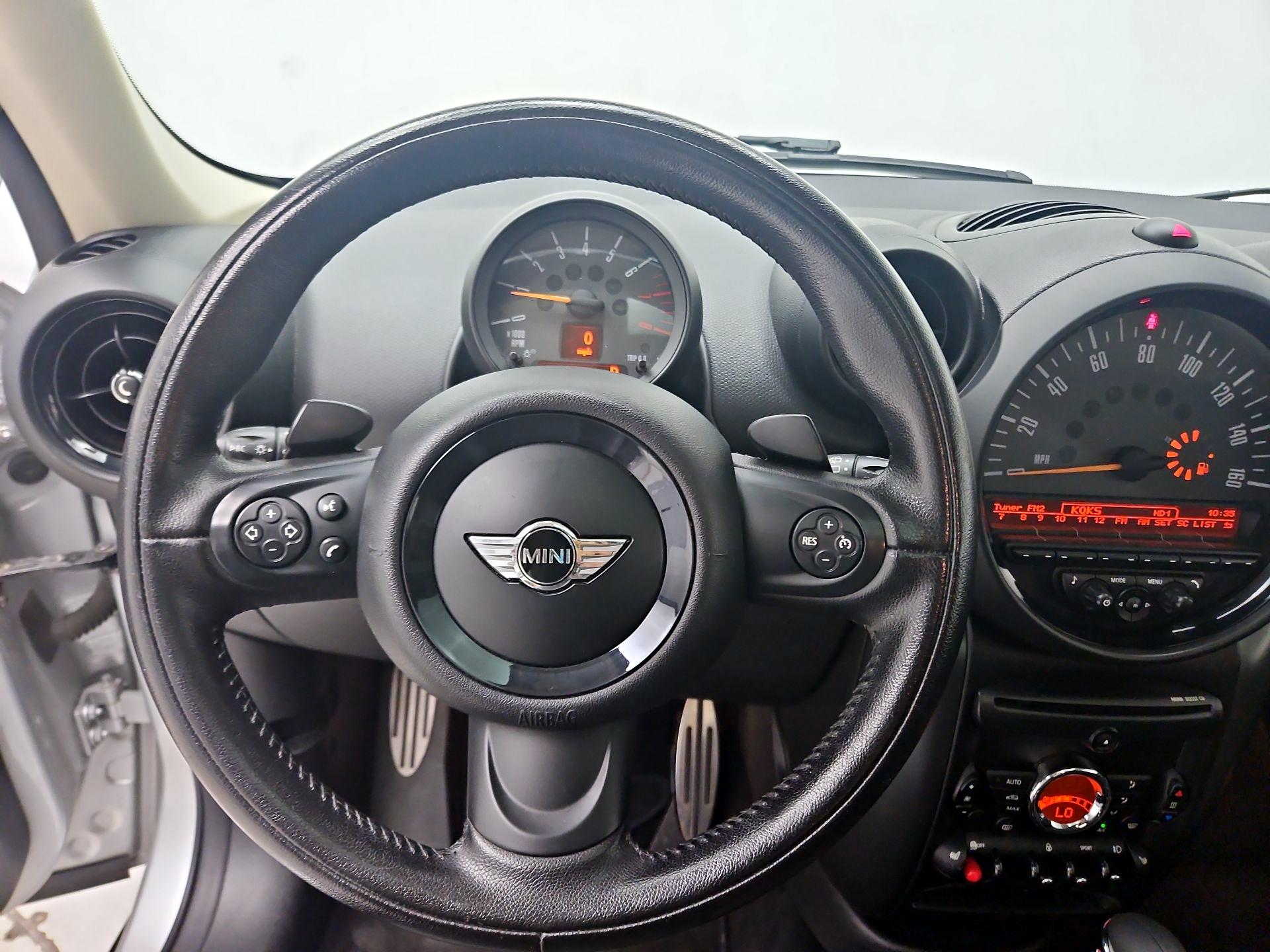 Thumbnail: 2015 MINI Cooper Paceman - 10