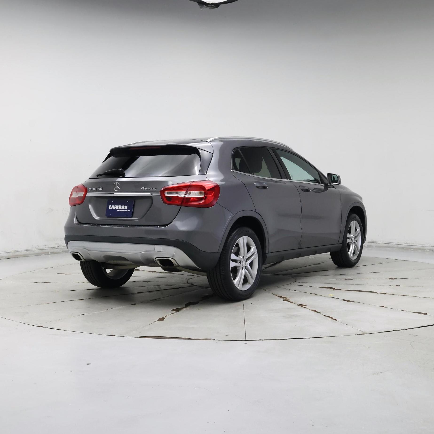 Thumbnail: 2017 Mercedes-Benz GLA - 8