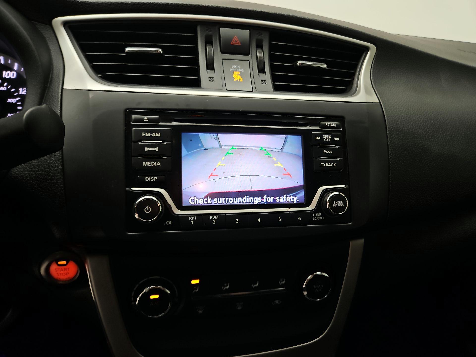 Thumbnail: 2015 Nissan Sentra - 14