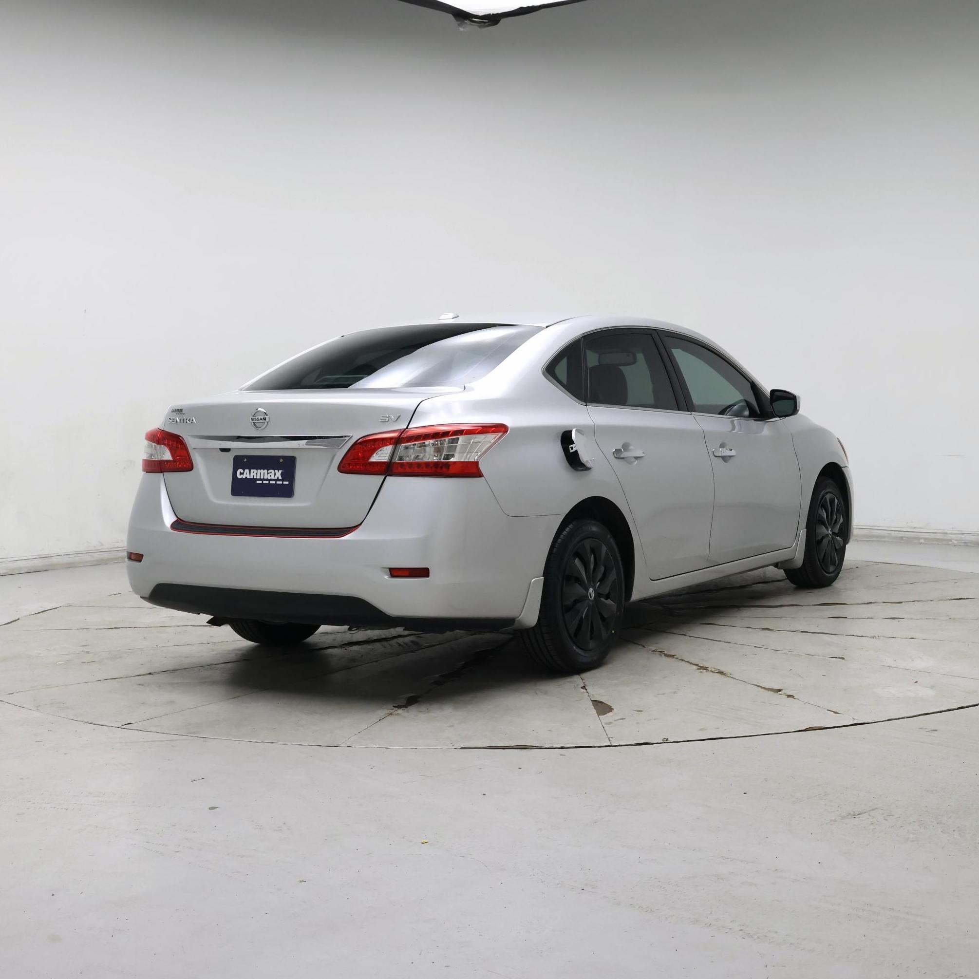 Thumbnail: 2015 Nissan Sentra - 8