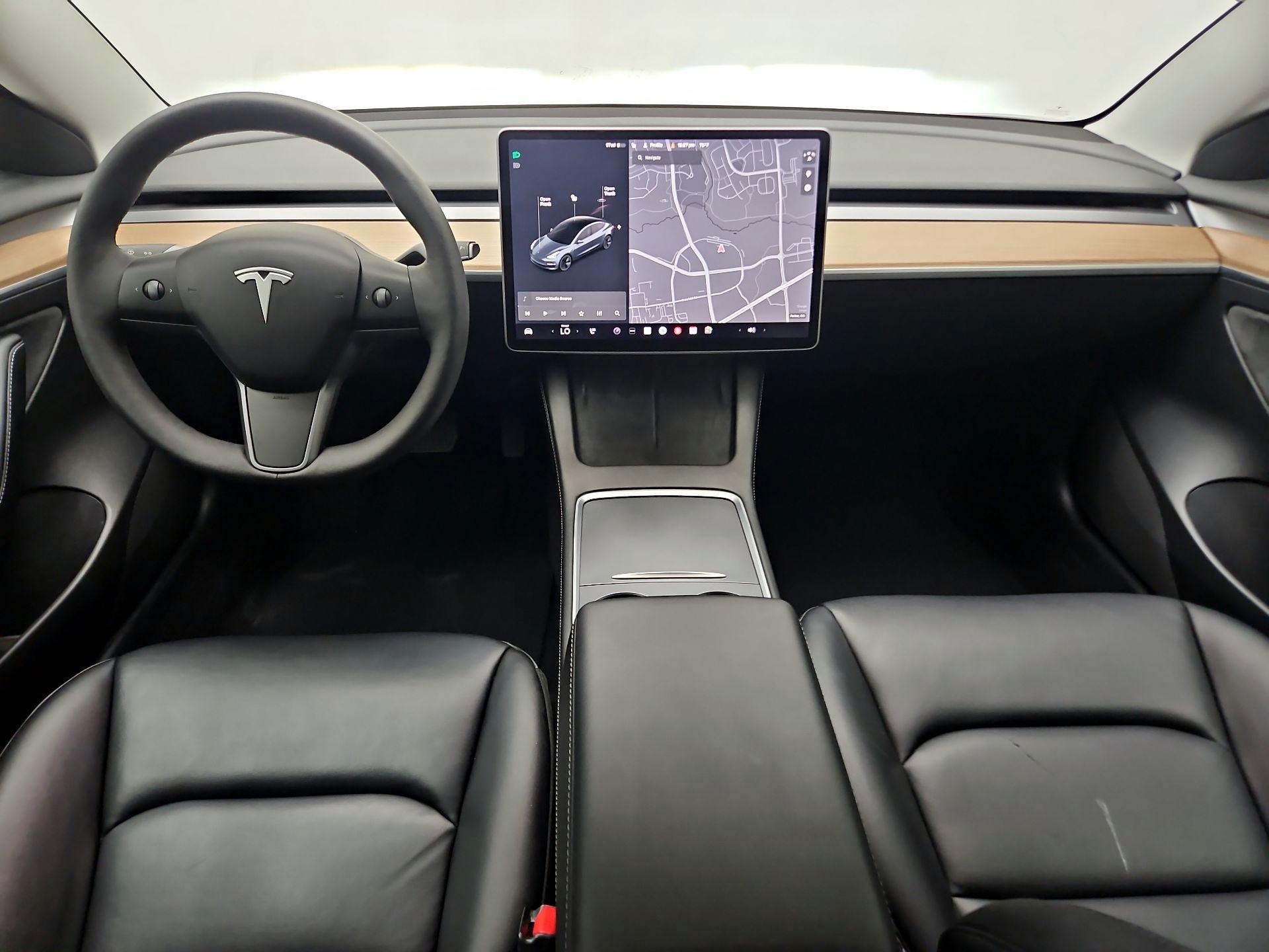 Thumbnail: 2021 Tesla Model 3 - 9