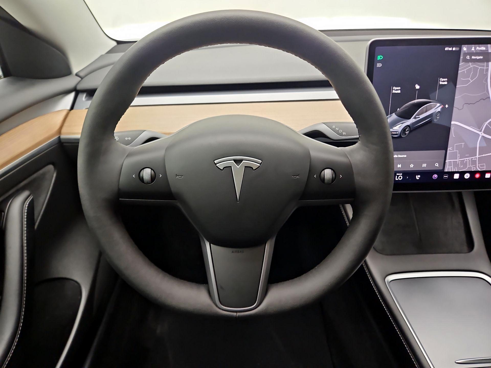Thumbnail: 2021 Tesla Model 3 - 10