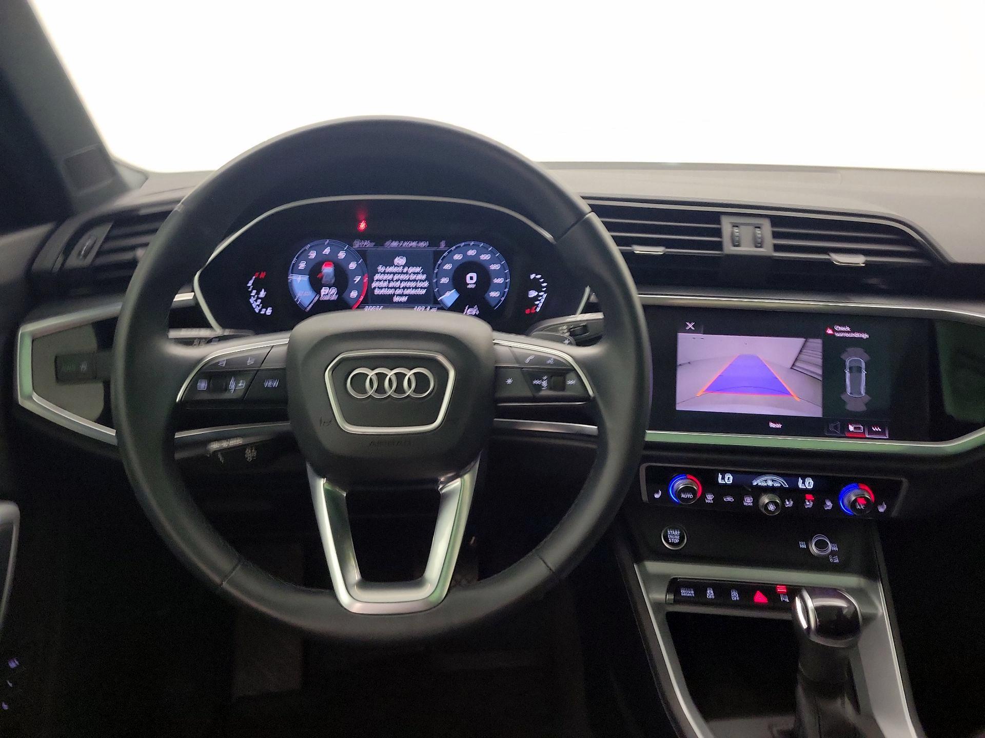 Thumbnail: 2022 Audi Q3 - 10