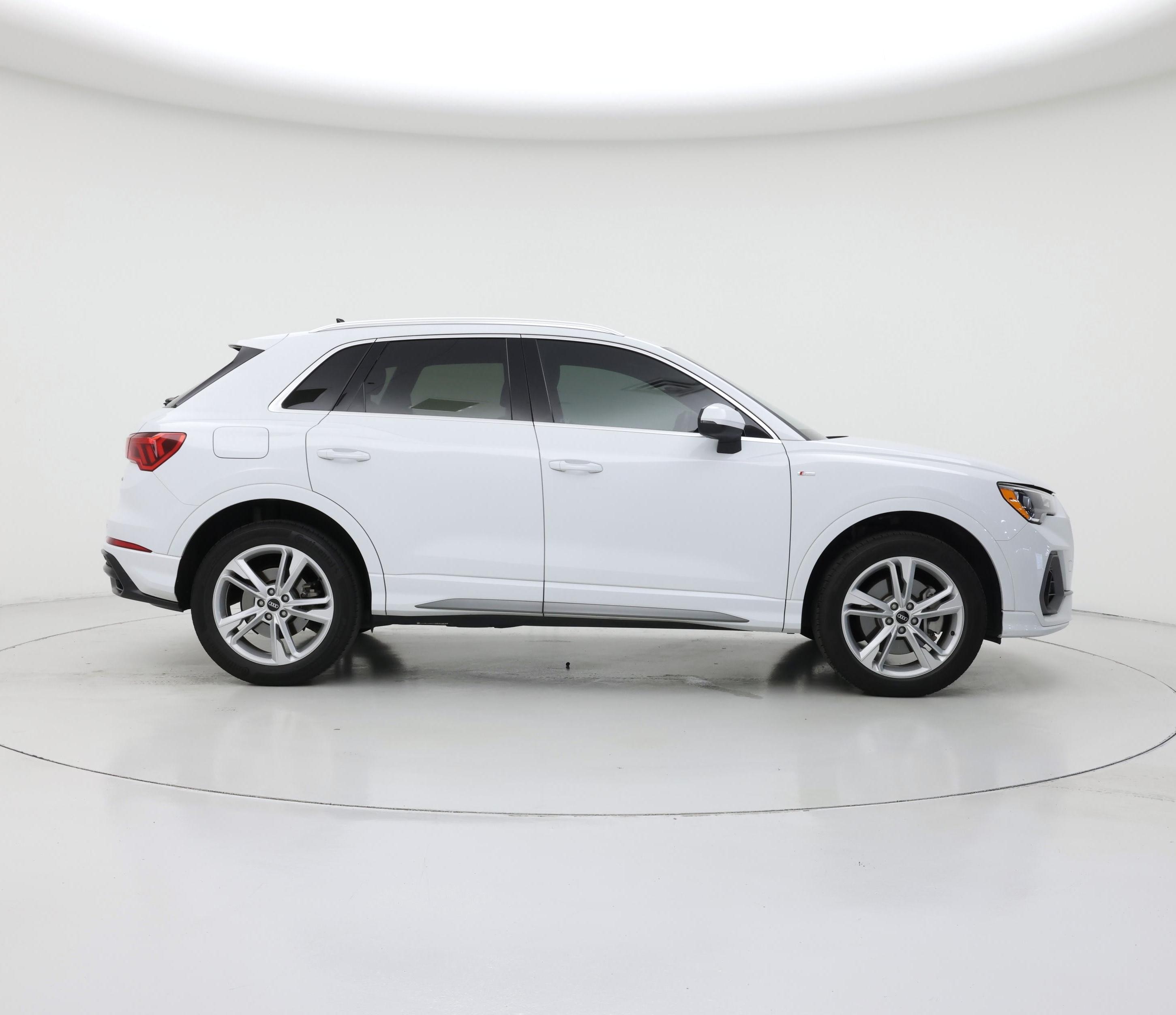 Thumbnail: 2022 Audi Q3 - 7