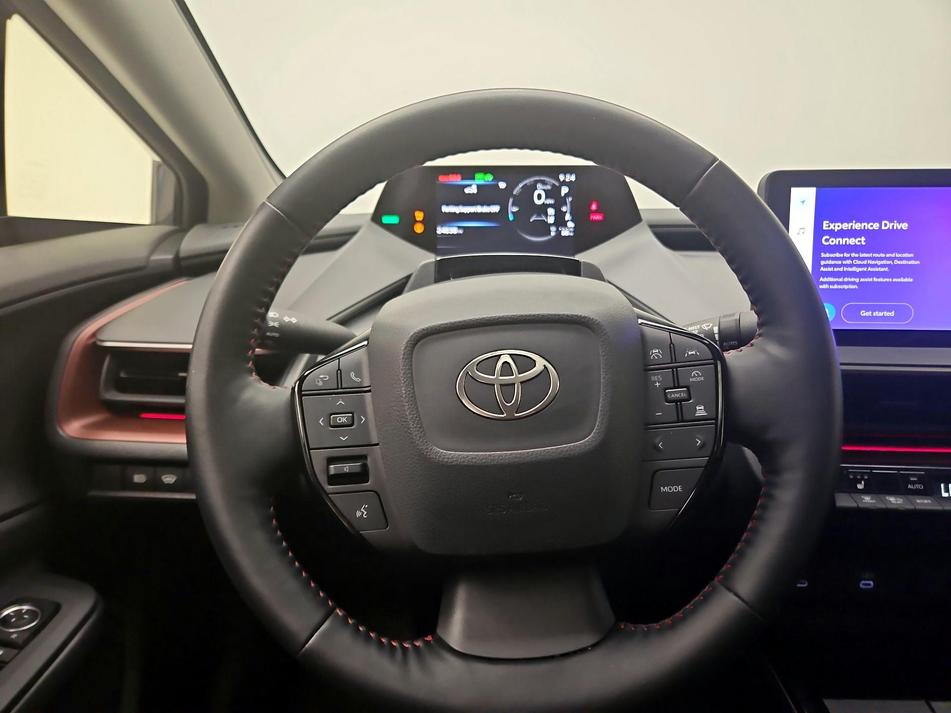 Thumbnail: 2023 Toyota Prius Prime - 10