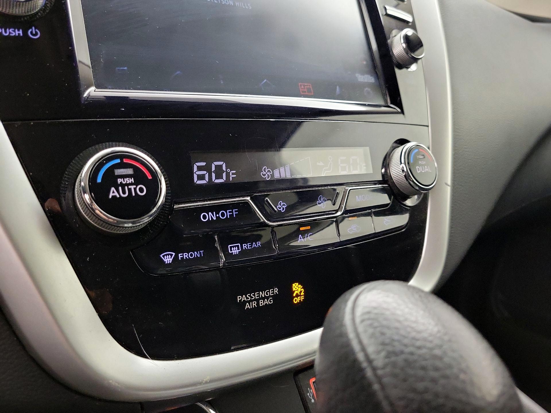 Thumbnail: 2018 Nissan Murano - 16