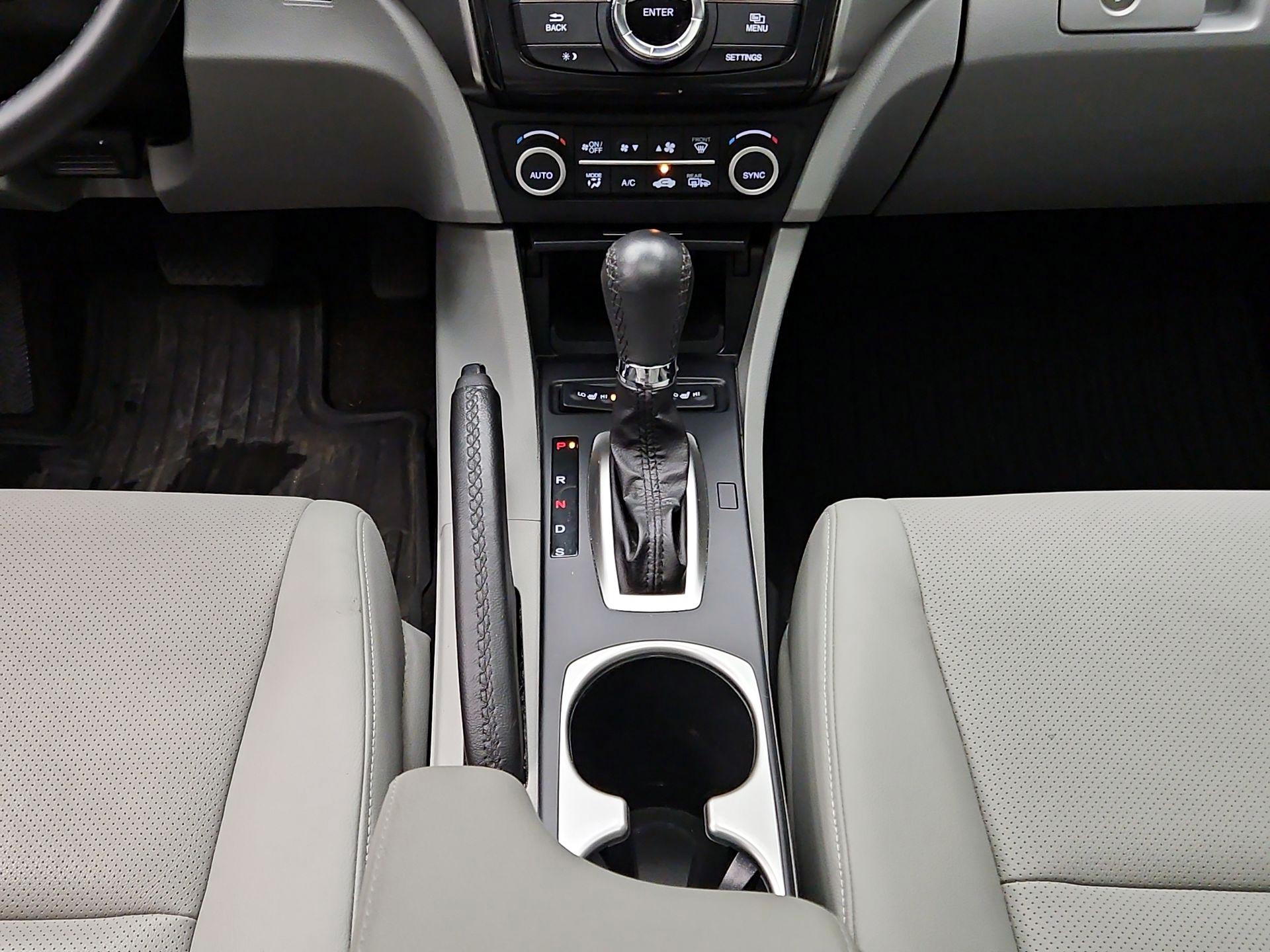 Thumbnail: 2017 Acura ILX - 18