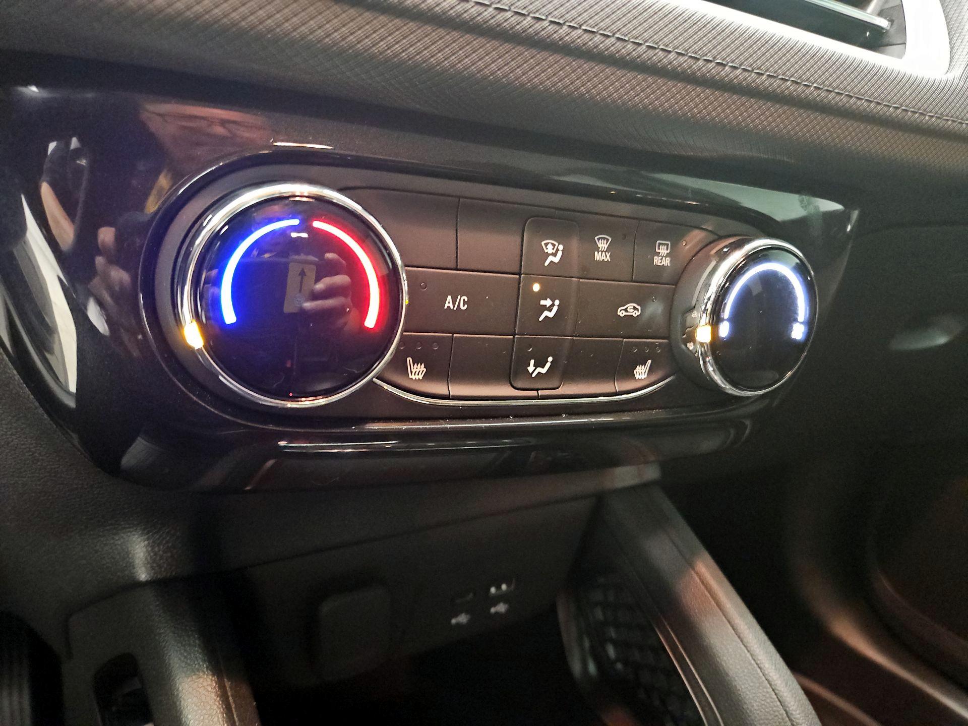 Thumbnail: 2024 Chevrolet TrailBlazer - 16
