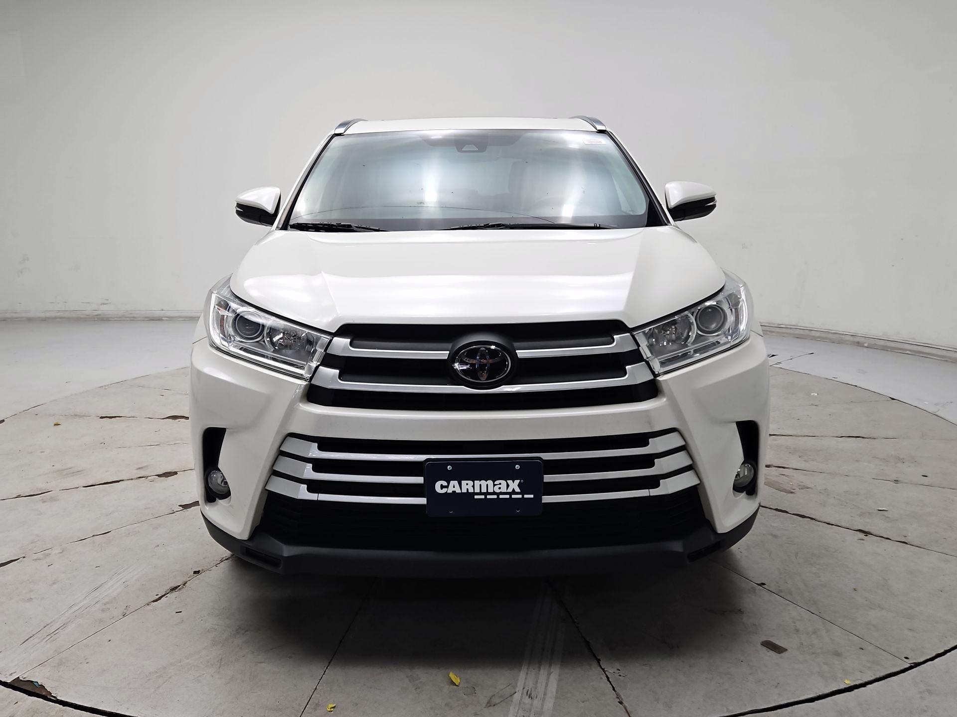 Thumbnail: 2018 Toyota Highlander - 2