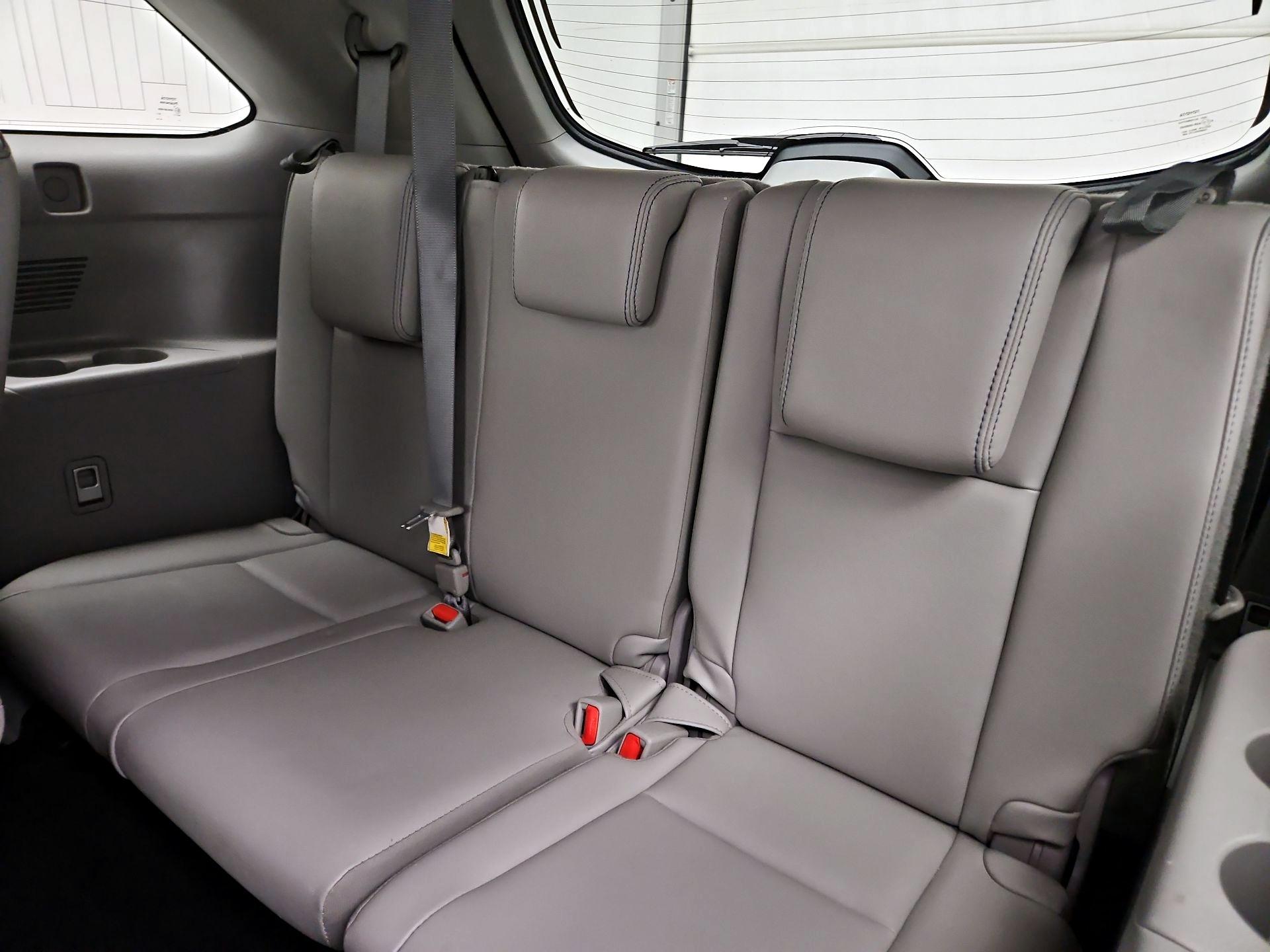 Thumbnail: 2018 Toyota Highlander - 20