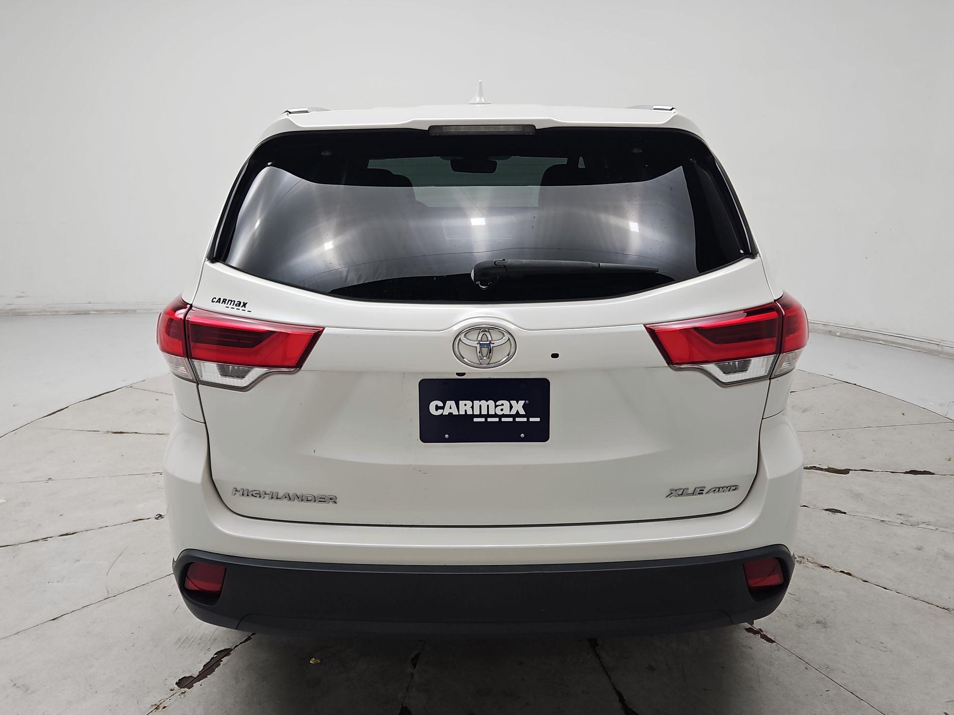 Thumbnail: 2018 Toyota Highlander - 6