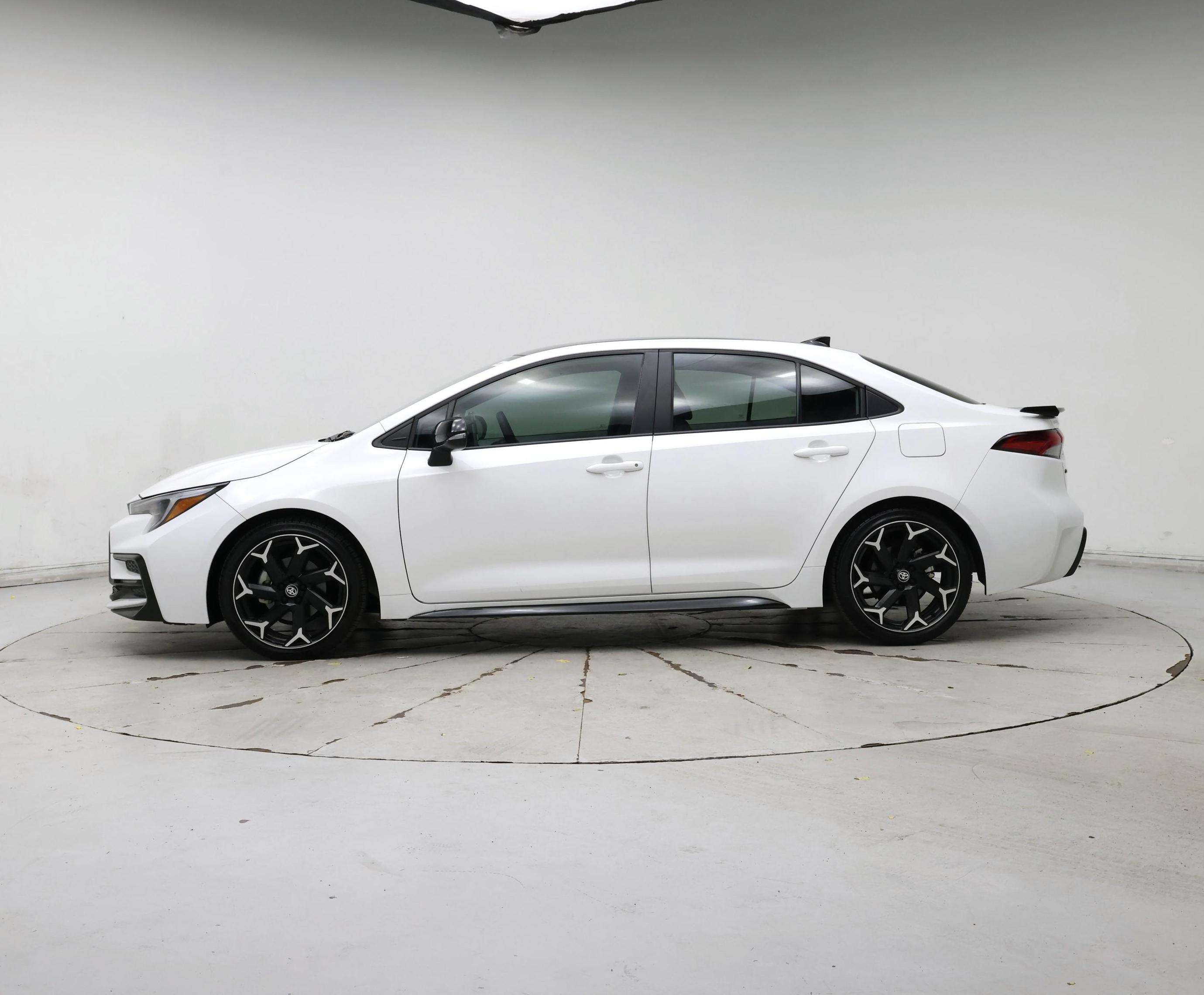 Thumbnail: 2025 Toyota Corolla - 3