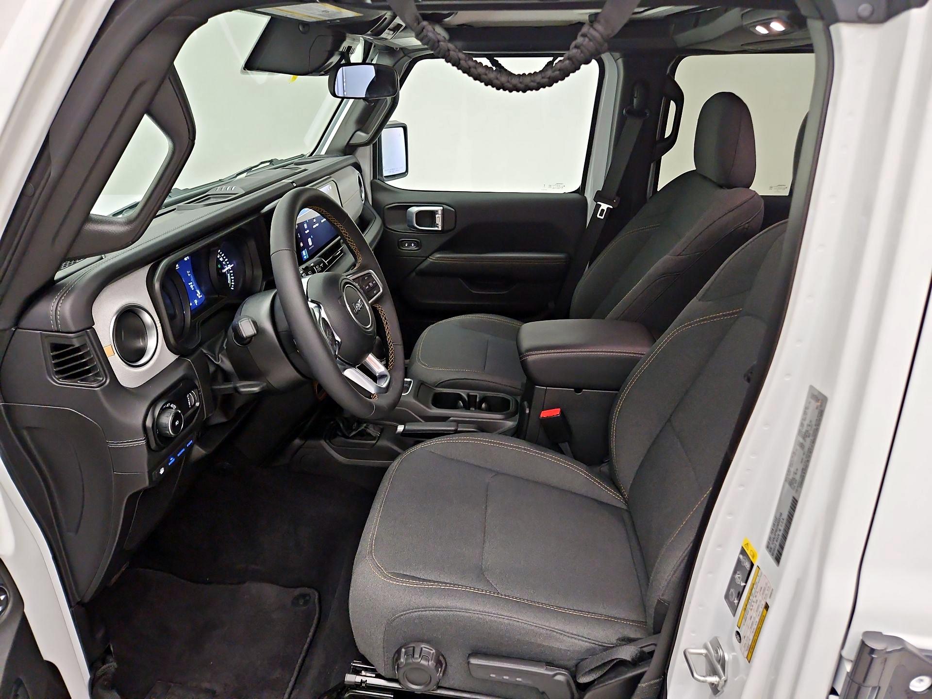 Thumbnail: 2025 Jeep Wrangler - 11