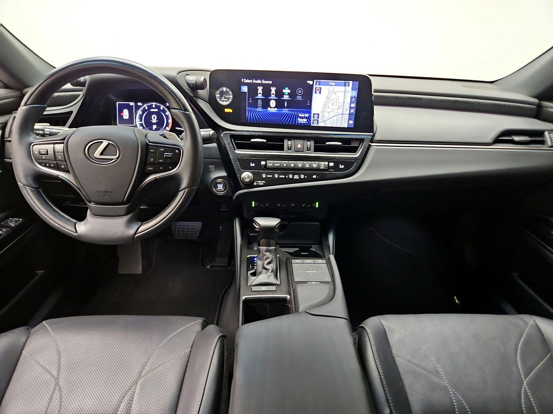 Thumbnail: 2022 Lexus ES - 9