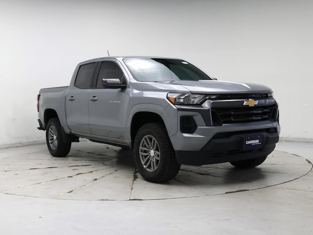 Silver 2023 Chevrolet Colorado LT Crew Cab 4WD Pickup Truck Four-Wheel Drive Automatic