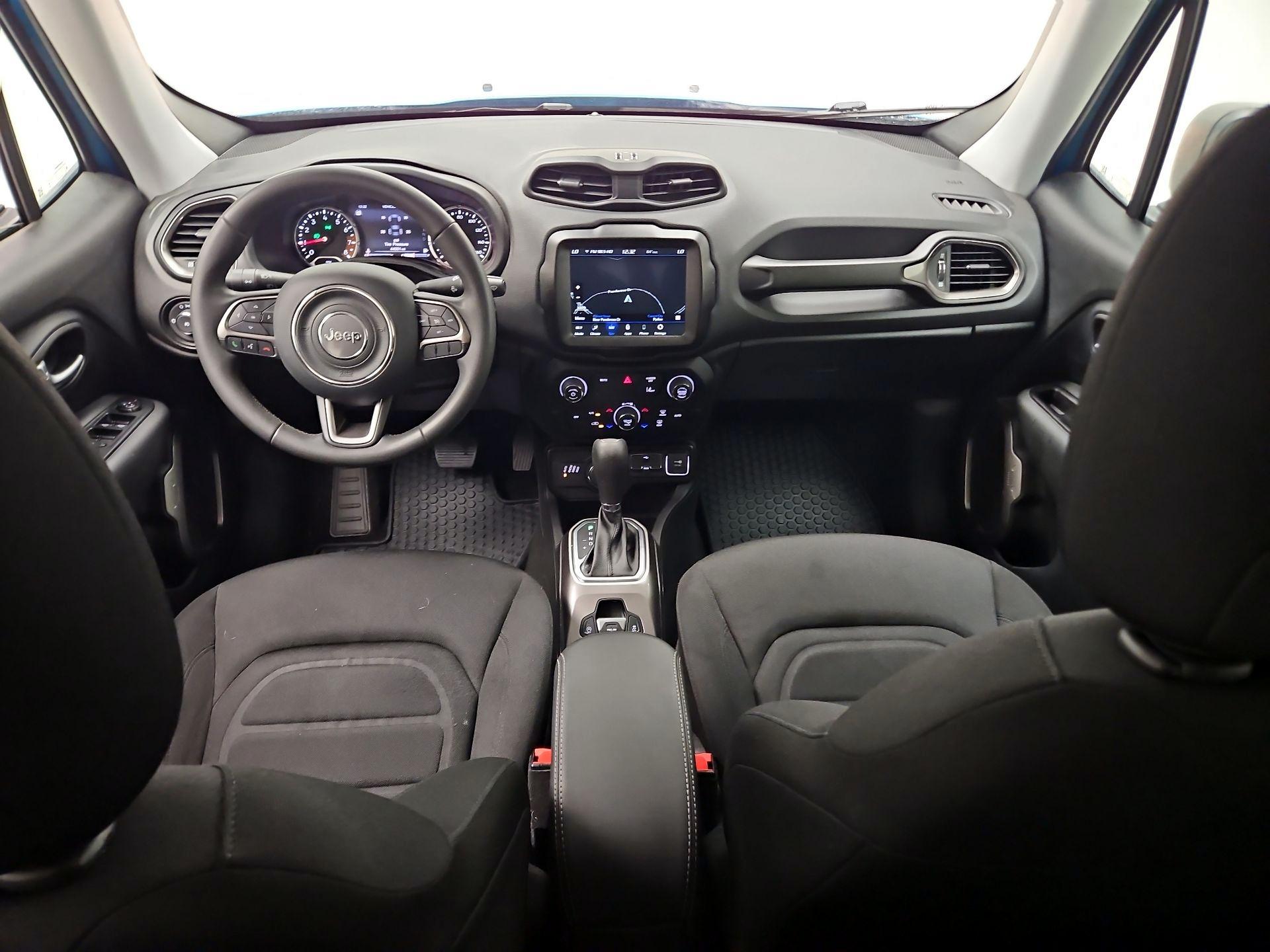 Thumbnail: 2022 Jeep Renegade - 9