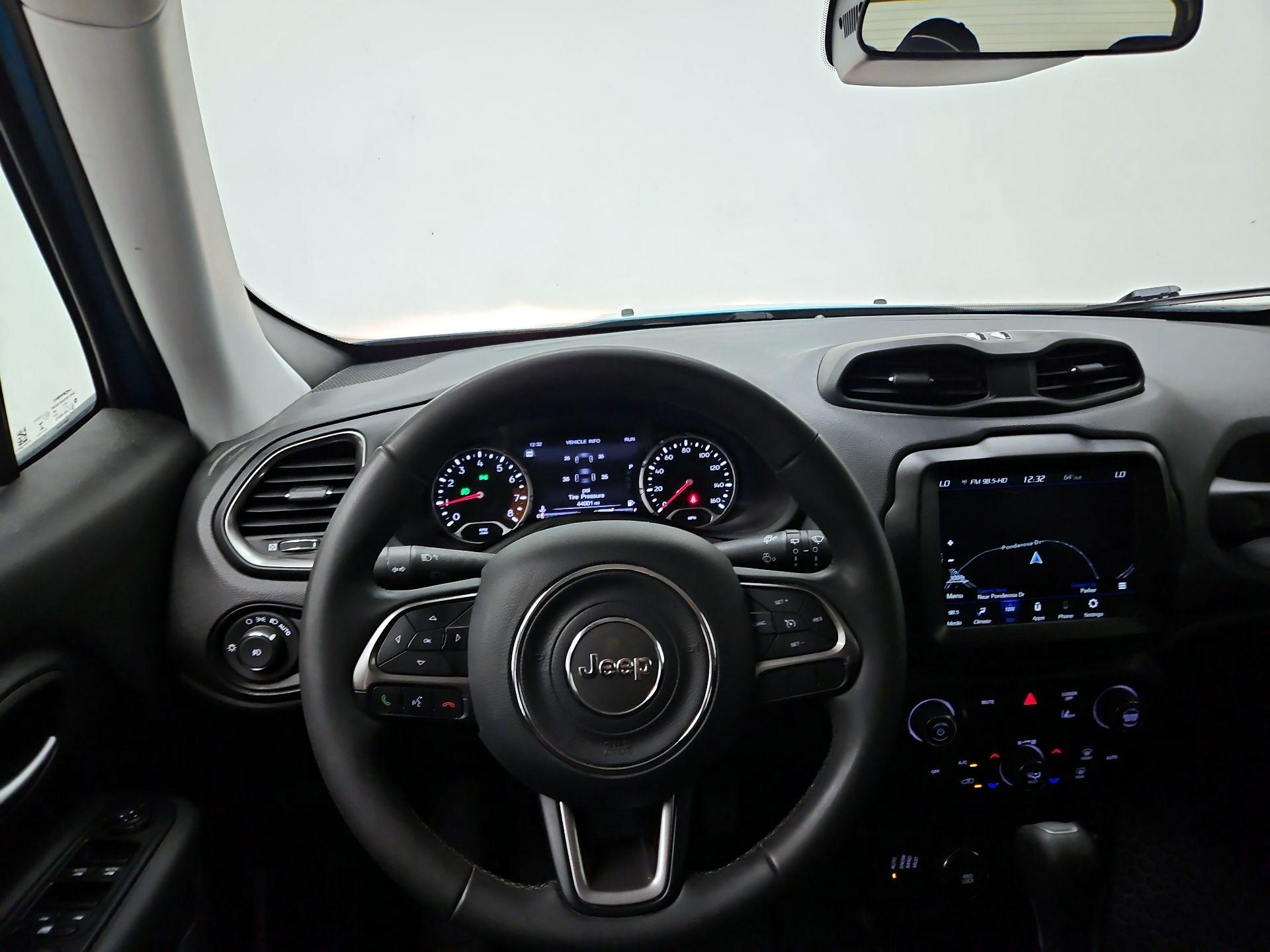 Thumbnail: 2022 Jeep Renegade - 10