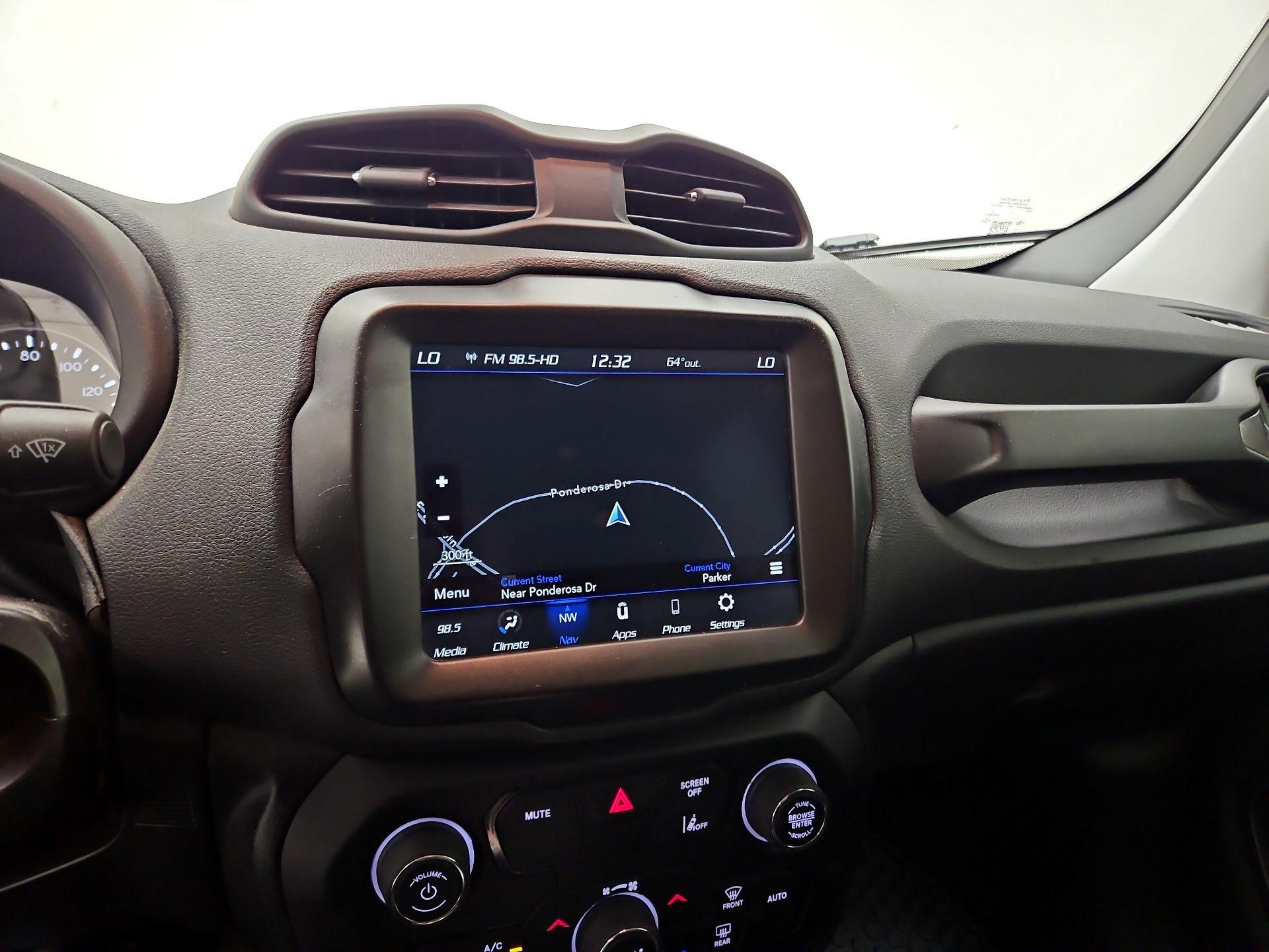 Thumbnail: 2022 Jeep Renegade - 14