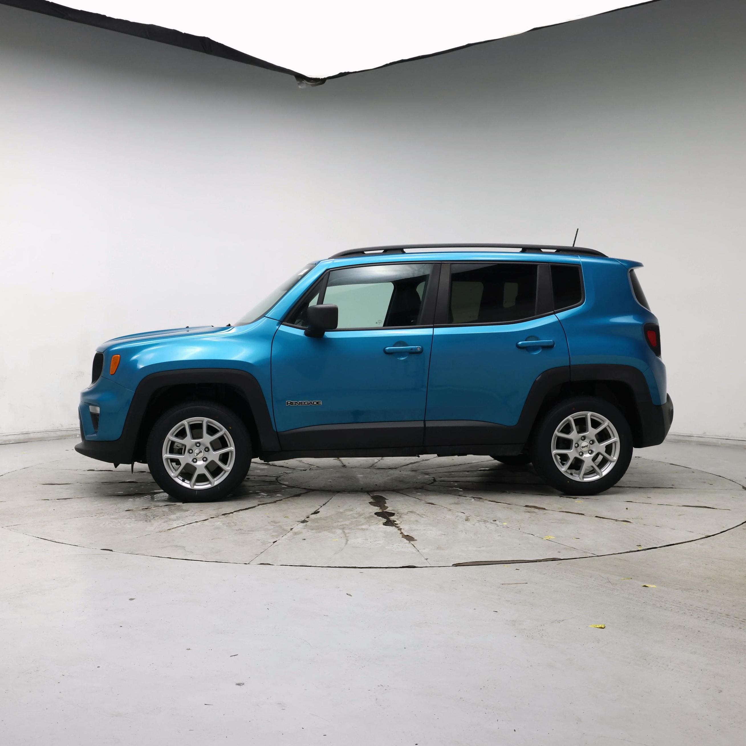 Thumbnail: 2022 Jeep Renegade - 3