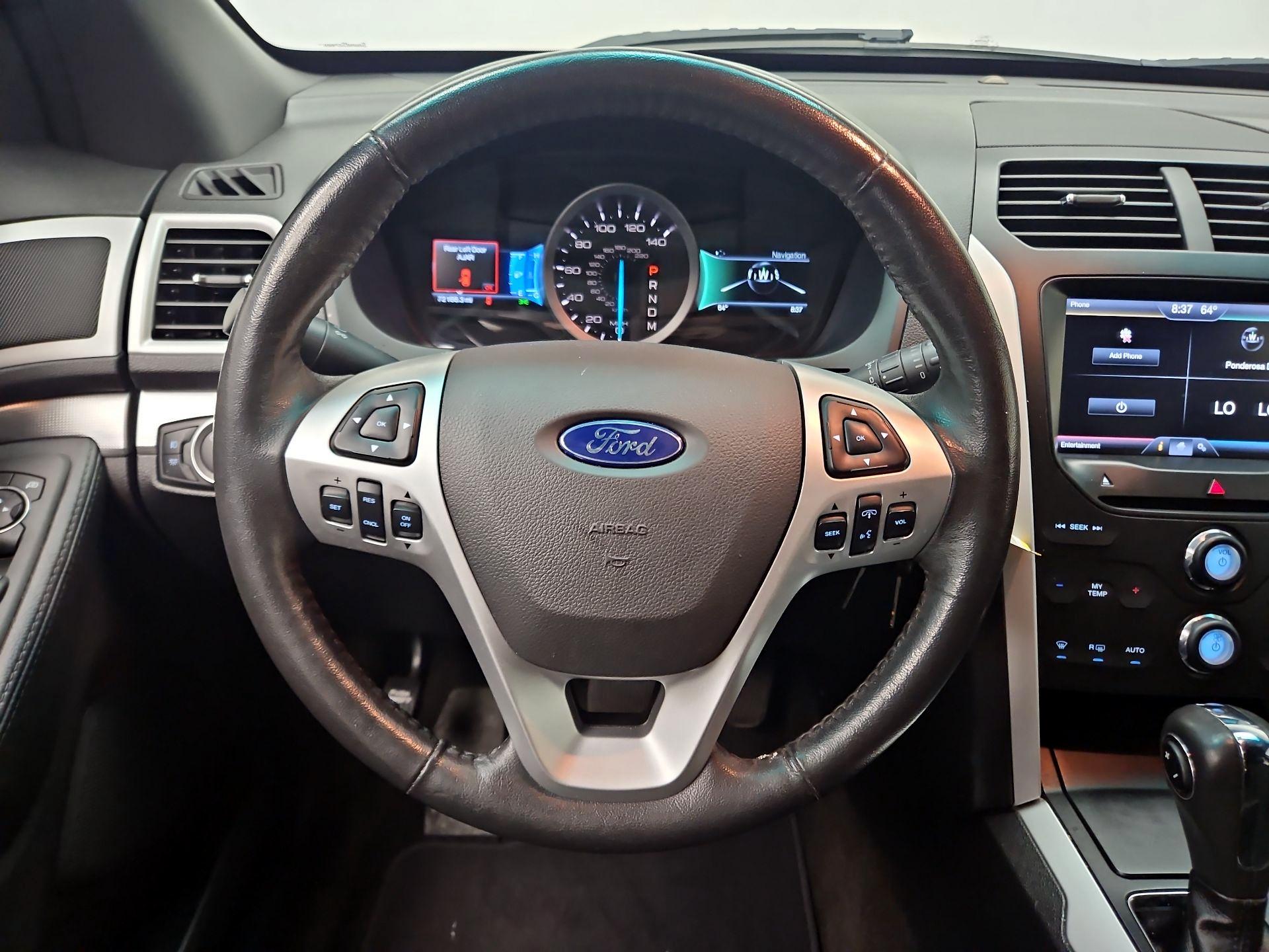 Thumbnail: 2014 Ford Explorer - 10