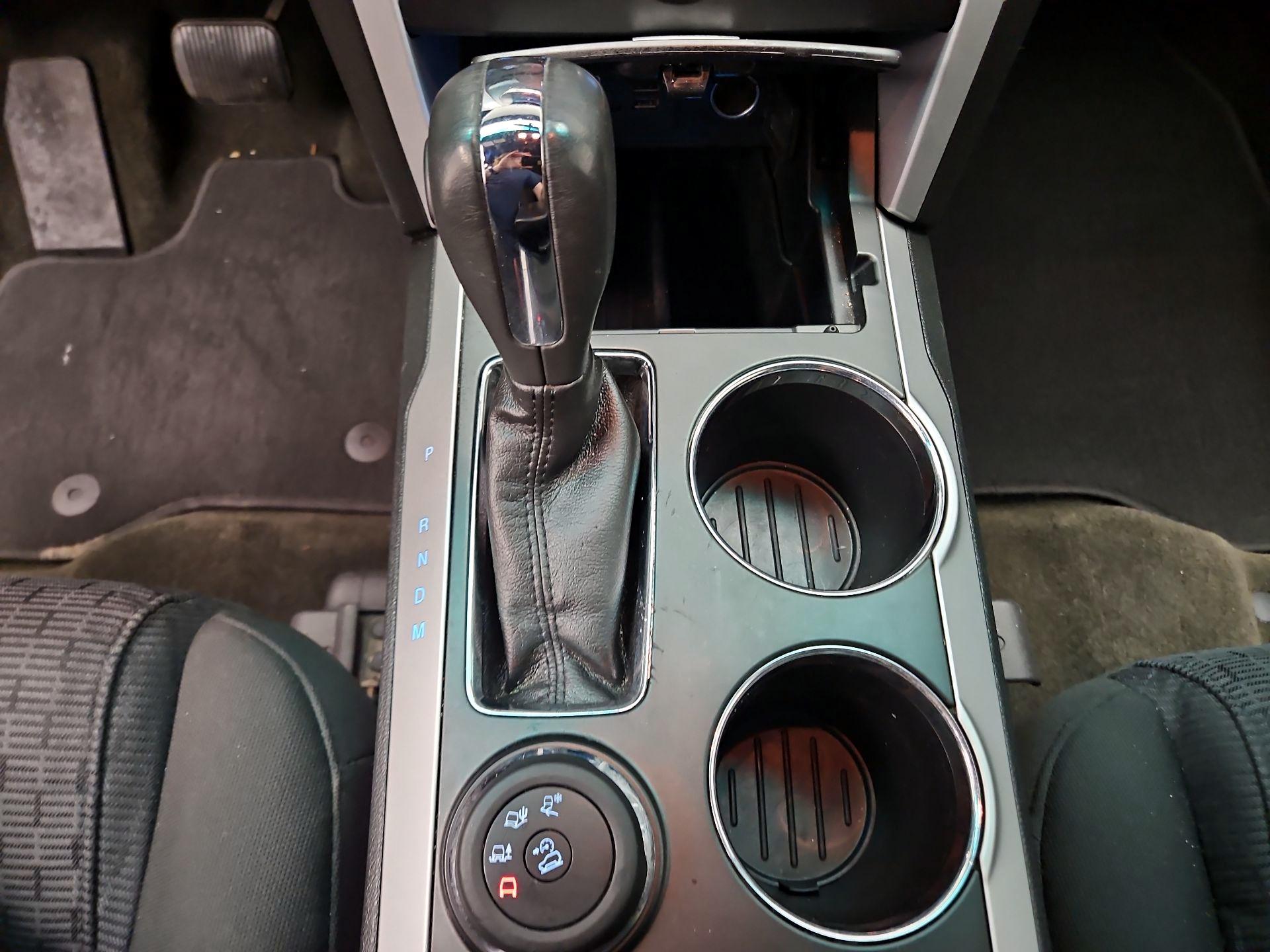 Thumbnail: 2014 Ford Explorer - 18
