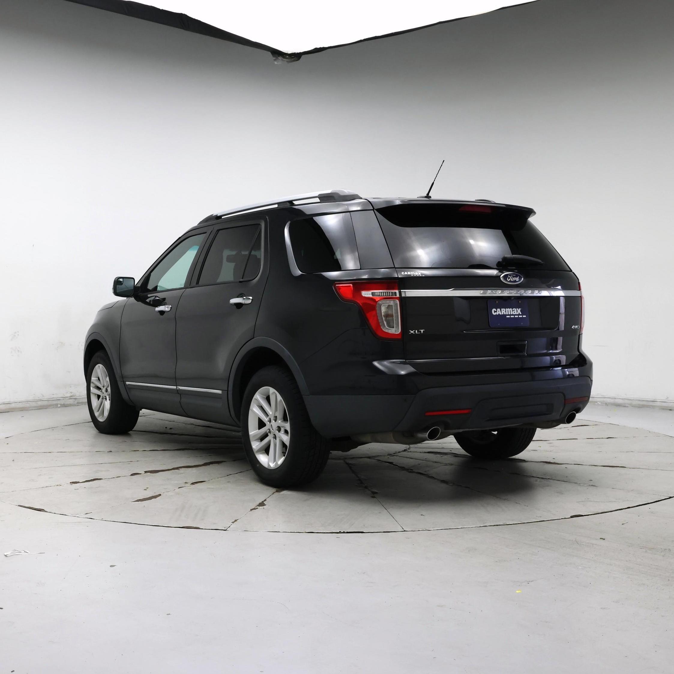 Thumbnail: 2014 Ford Explorer - 2