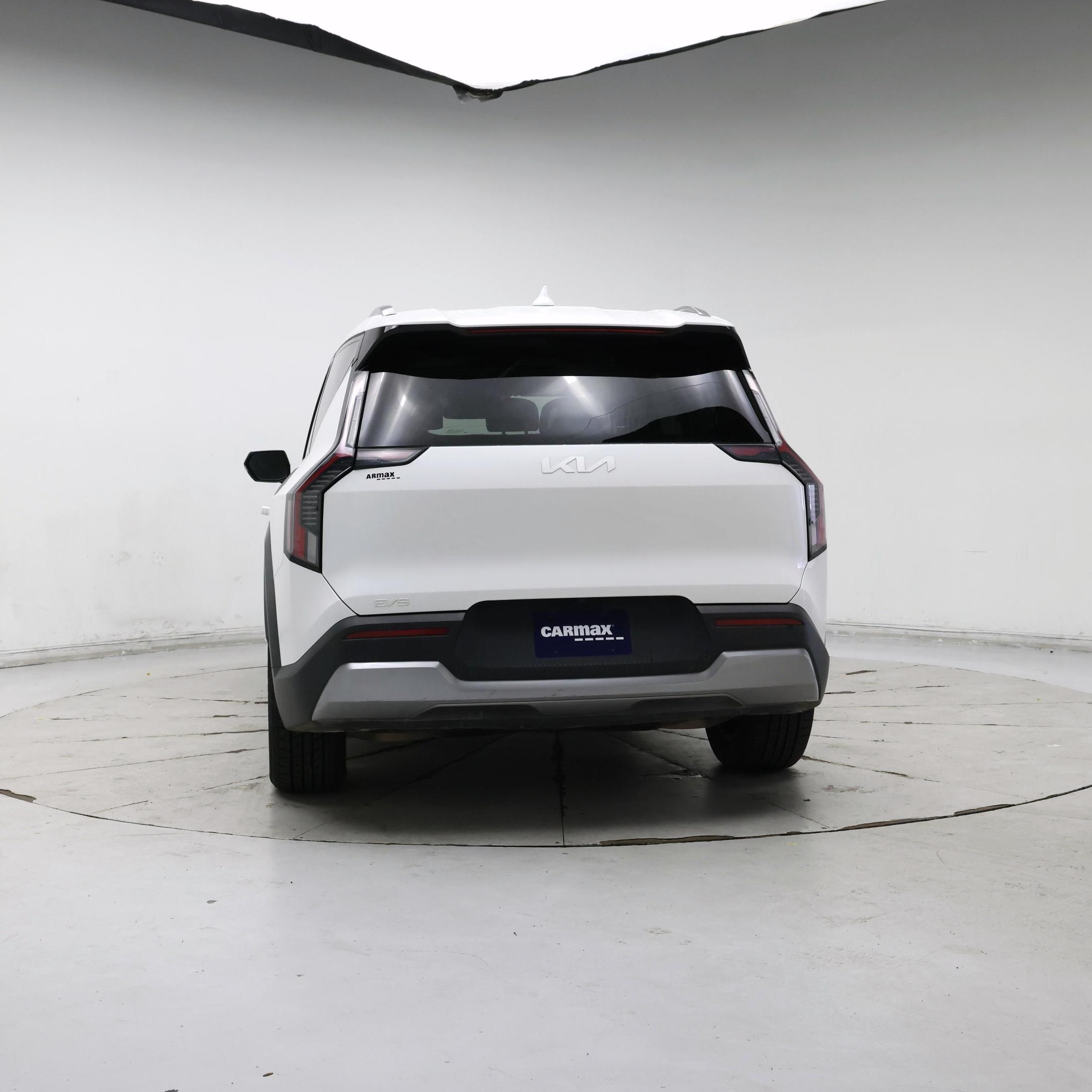 Thumbnail: 2024 Kia EV9 - 6