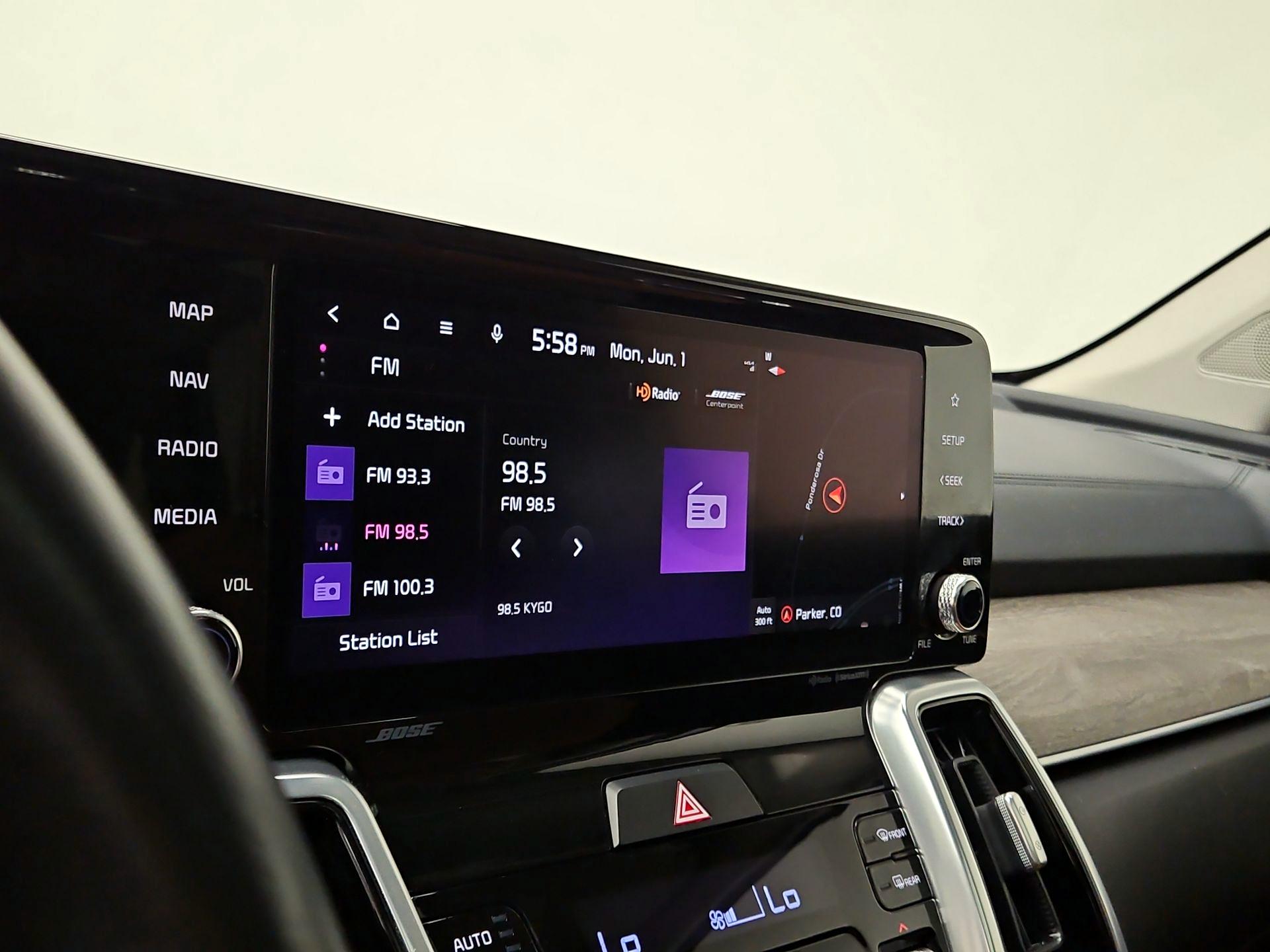 Thumbnail: 2022 Kia Sorento - 16