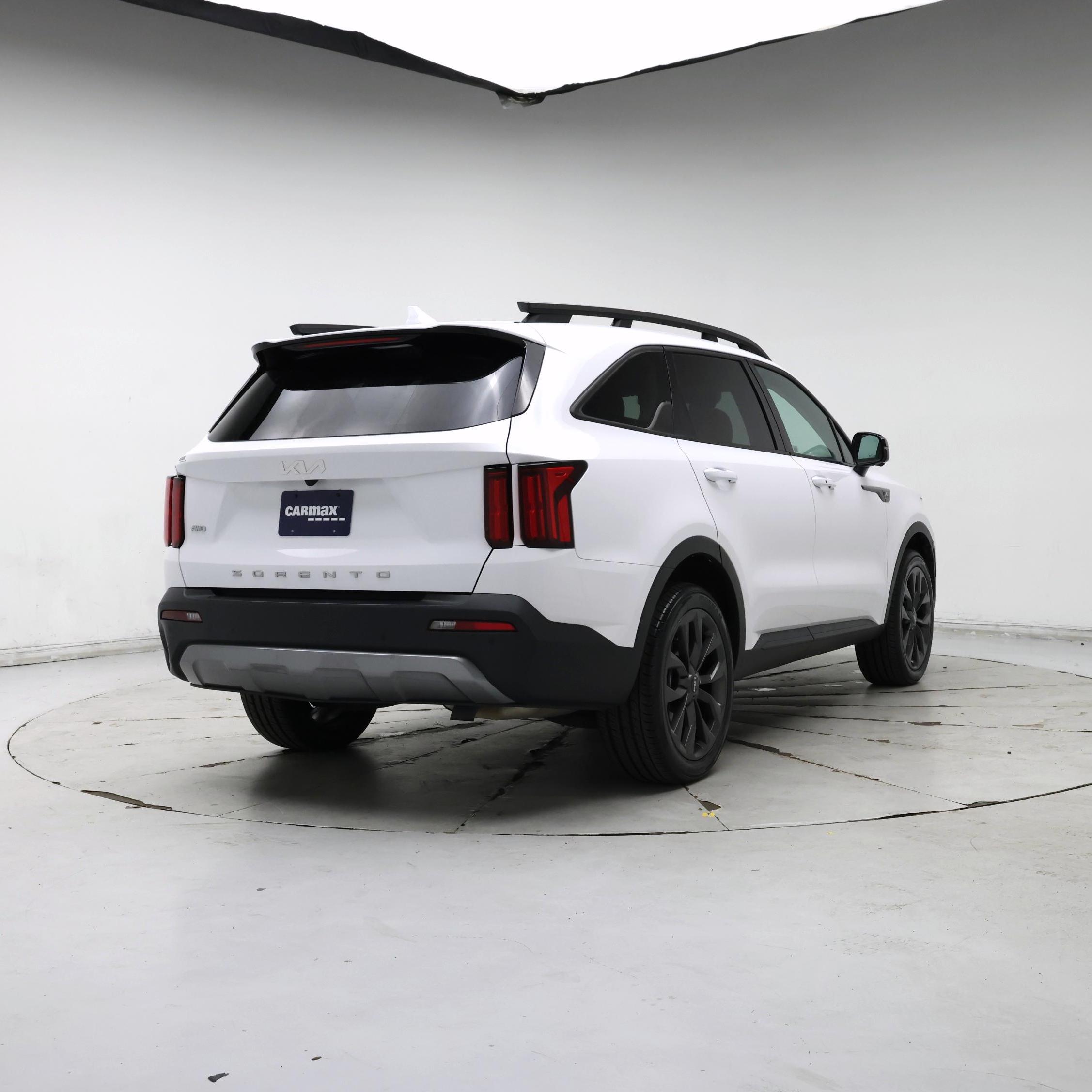 Thumbnail: 2022 Kia Sorento - 8