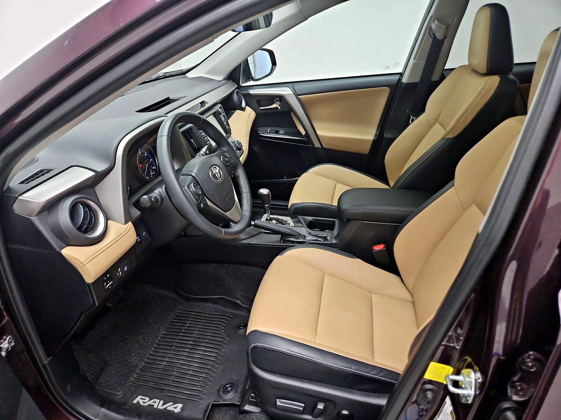 Thumbnail: 2018 Toyota RAV4 - 11