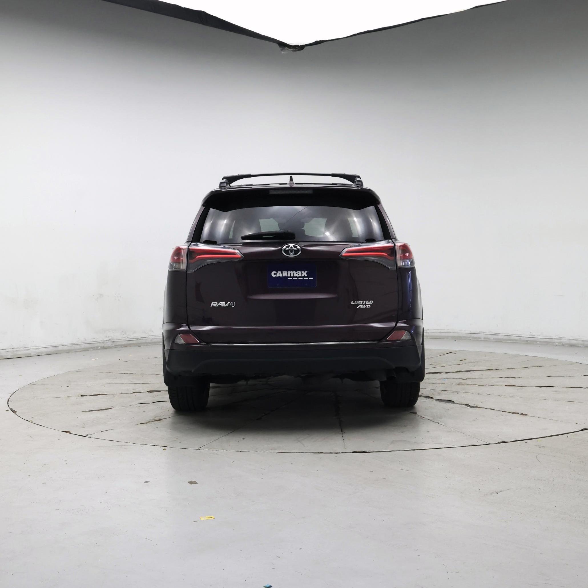 Thumbnail: 2018 Toyota RAV4 - 6