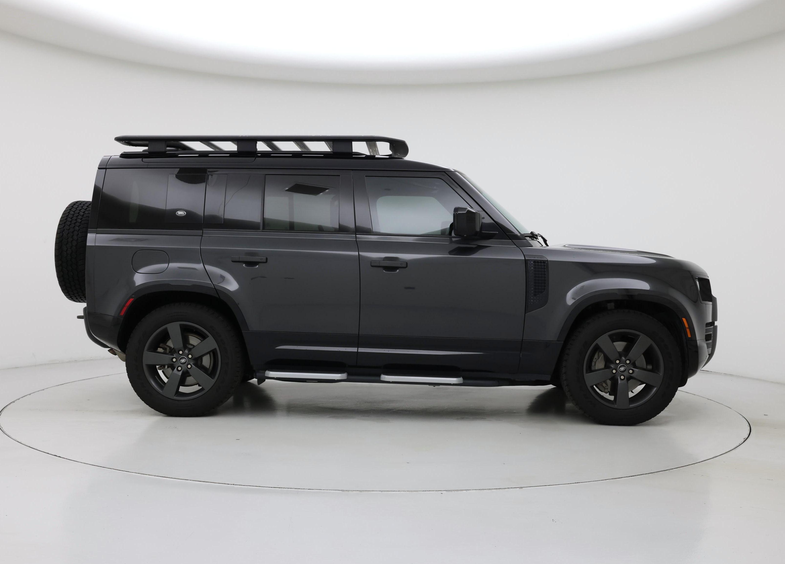 Thumbnail: 2022 Land Rover Defender - 7