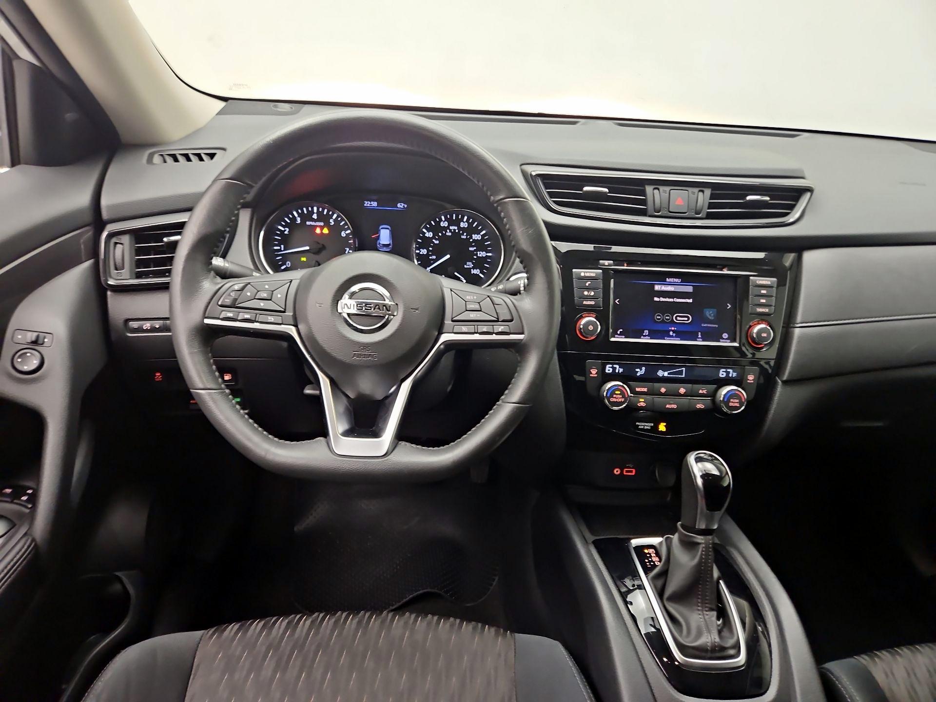 Thumbnail: 2018 Nissan Rogue - 10