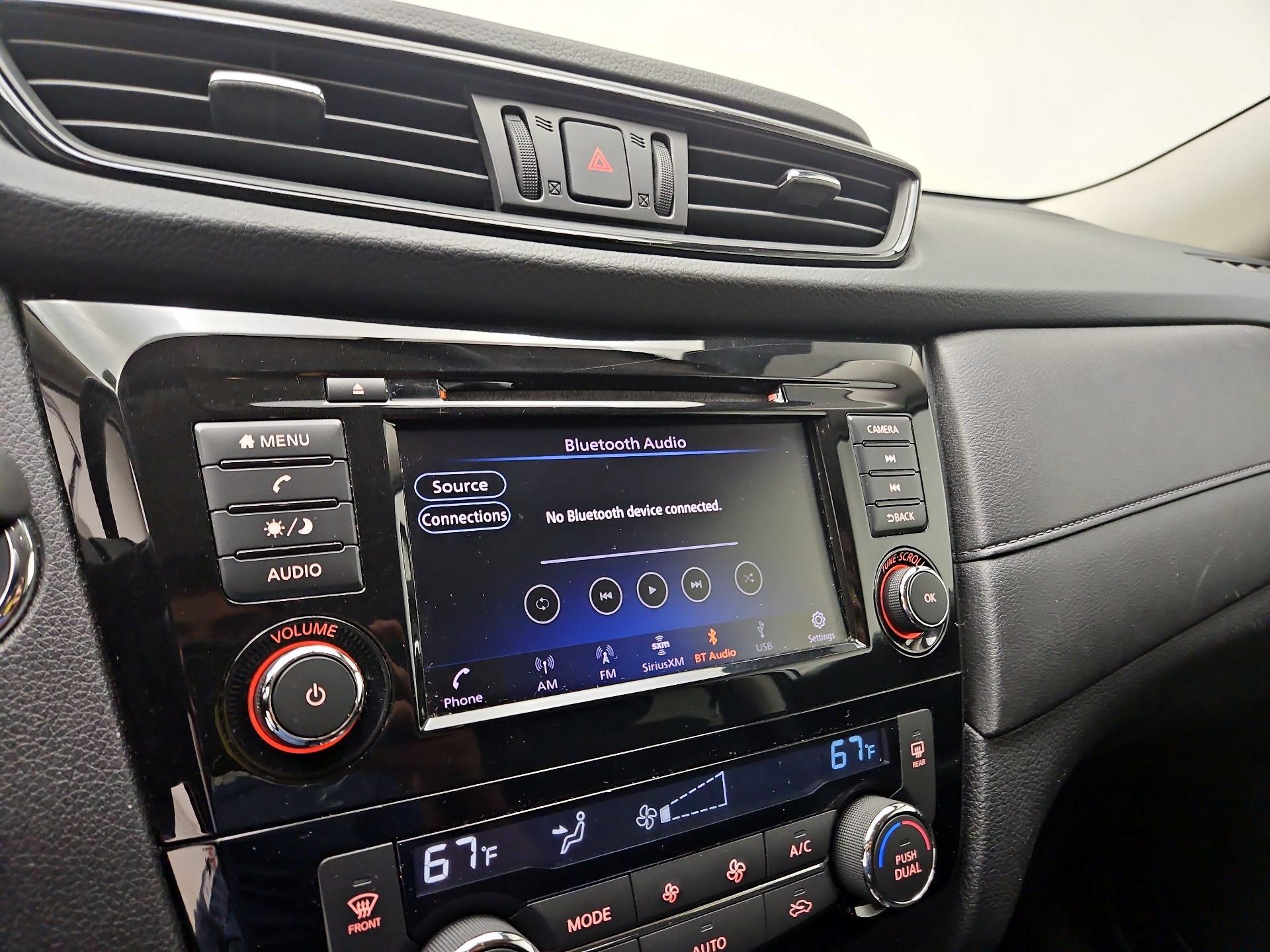 Thumbnail: 2018 Nissan Rogue - 15