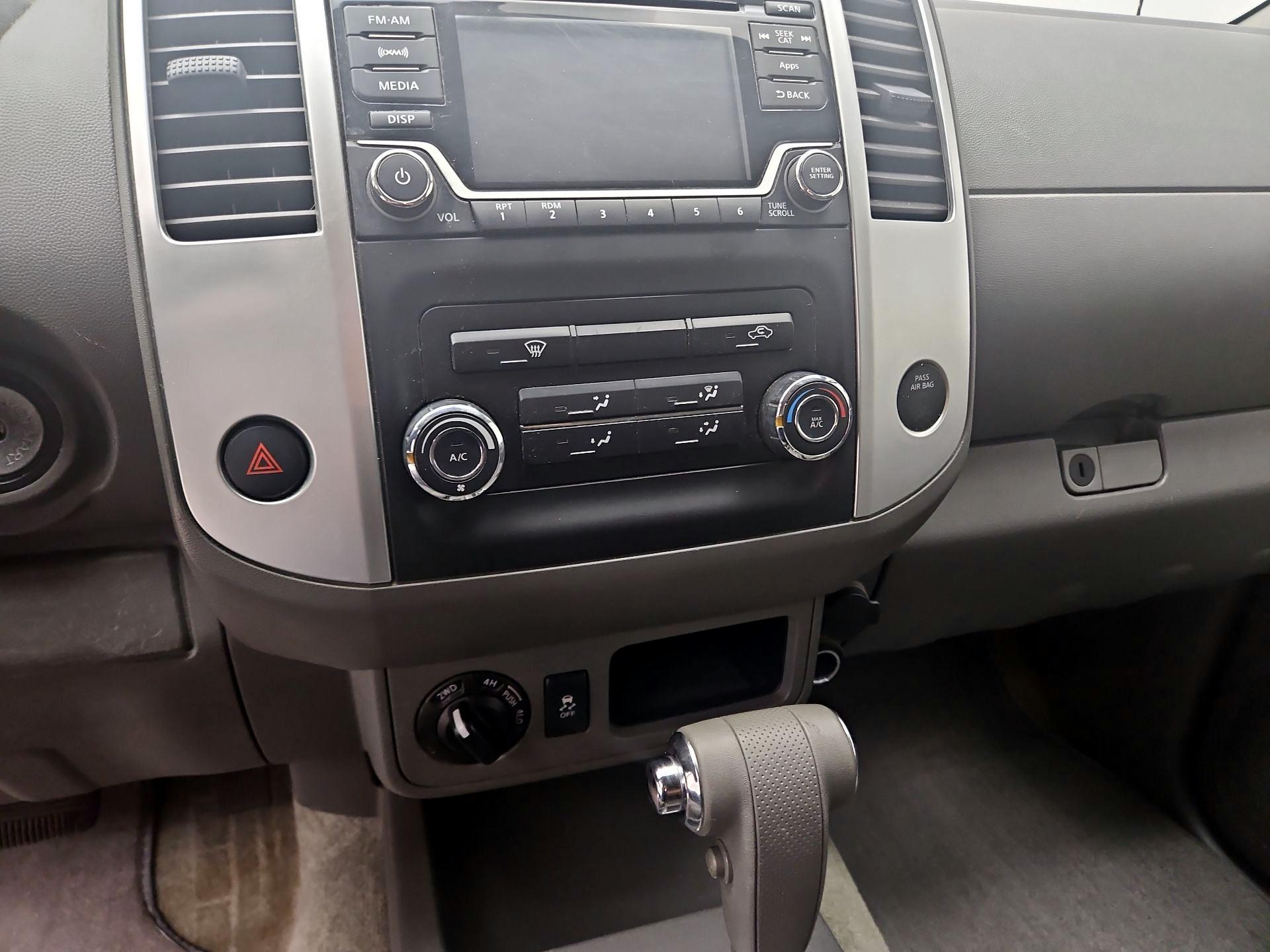 Thumbnail: 2016 Nissan Frontier - 15