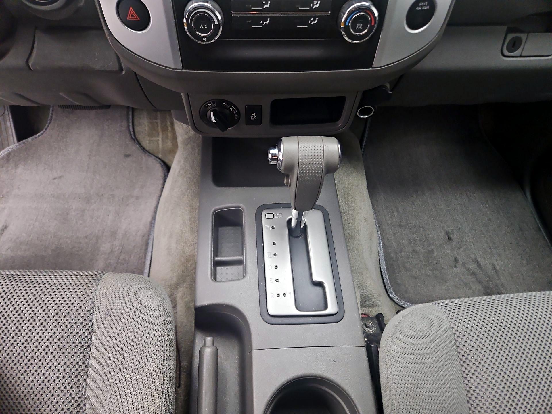Thumbnail: 2016 Nissan Frontier - 16