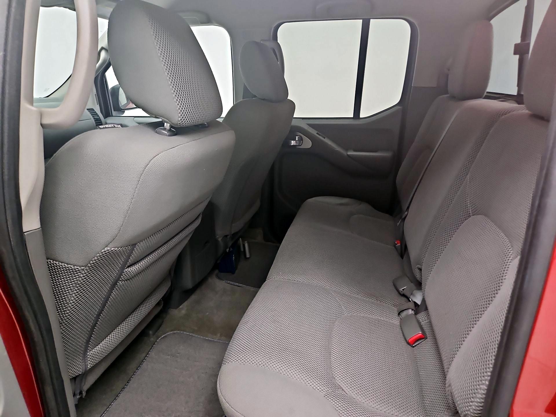 Thumbnail: 2016 Nissan Frontier - 18