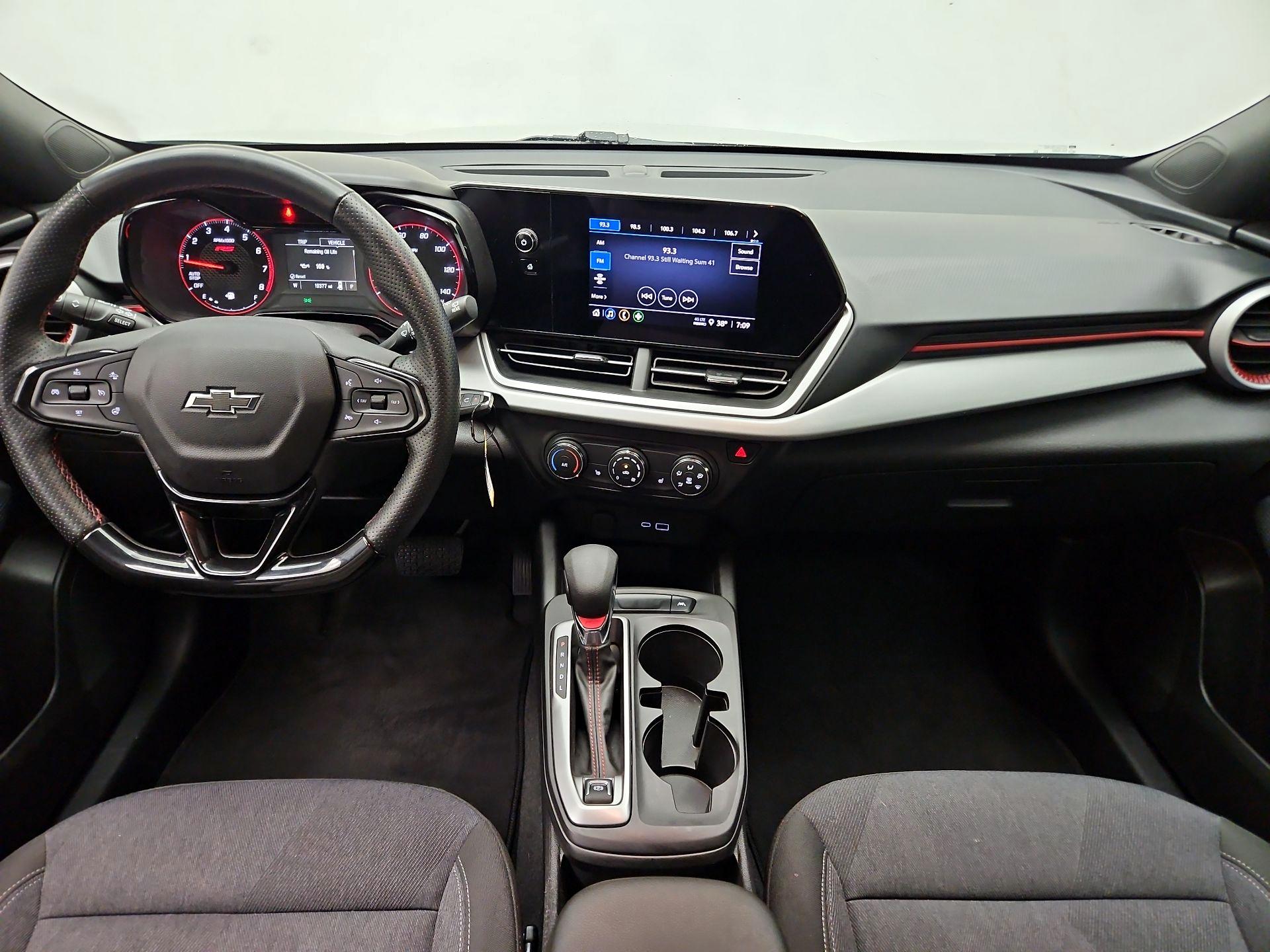 Thumbnail: 2024 Chevrolet Trax - 9