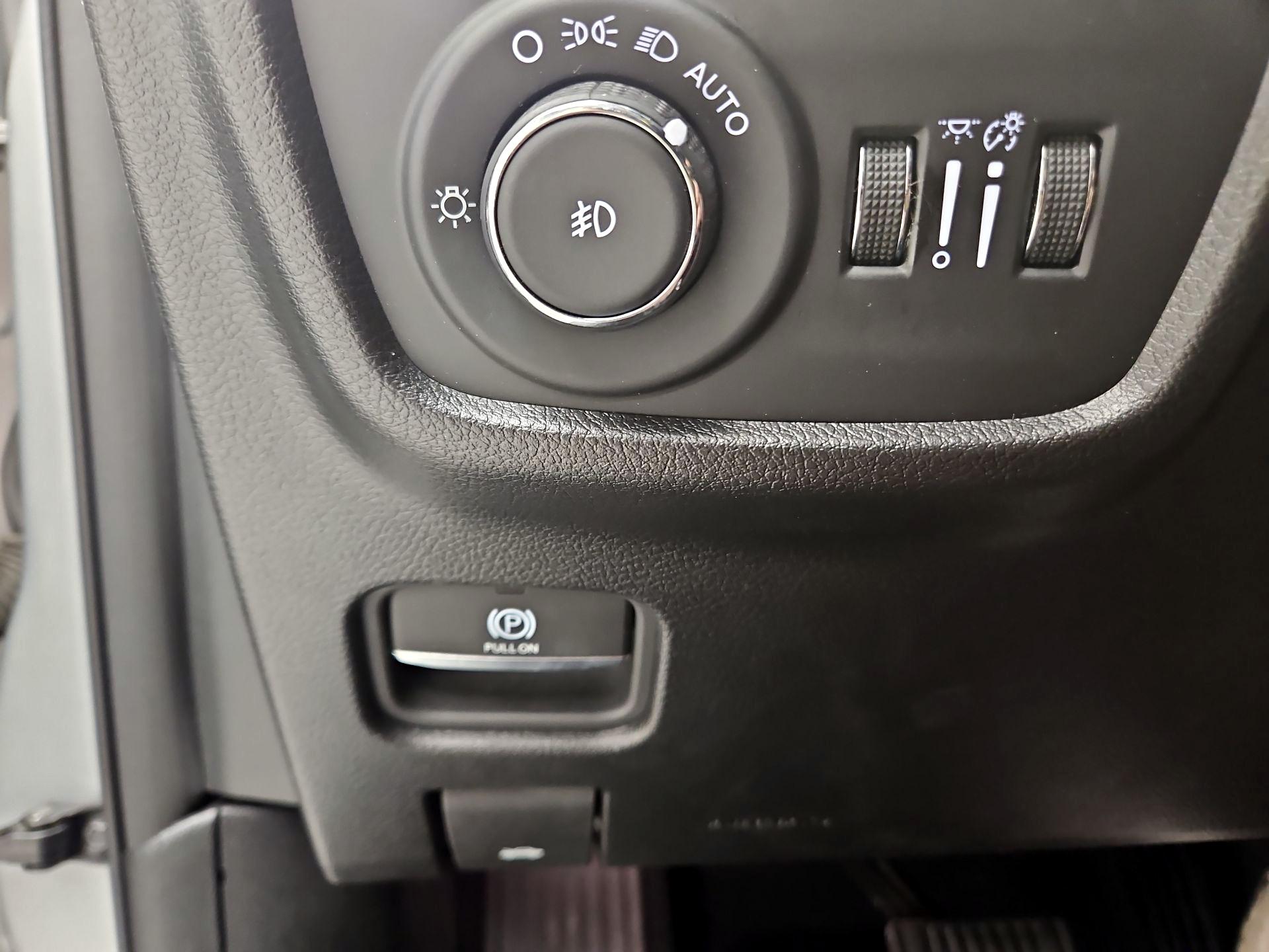 Thumbnail: 2024 Jeep Grand Cherokee - 13