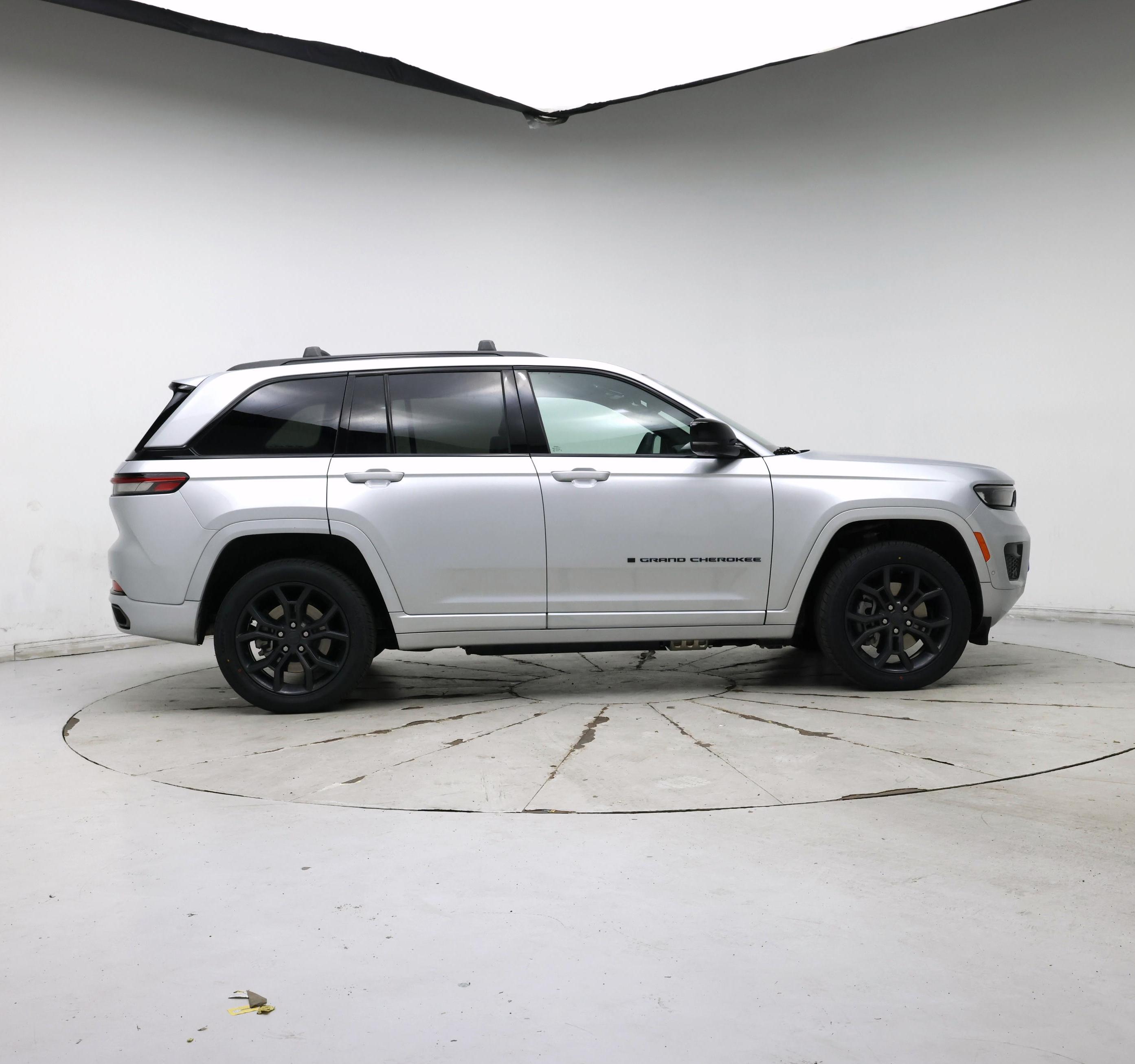Thumbnail: 2024 Jeep Grand Cherokee - 7