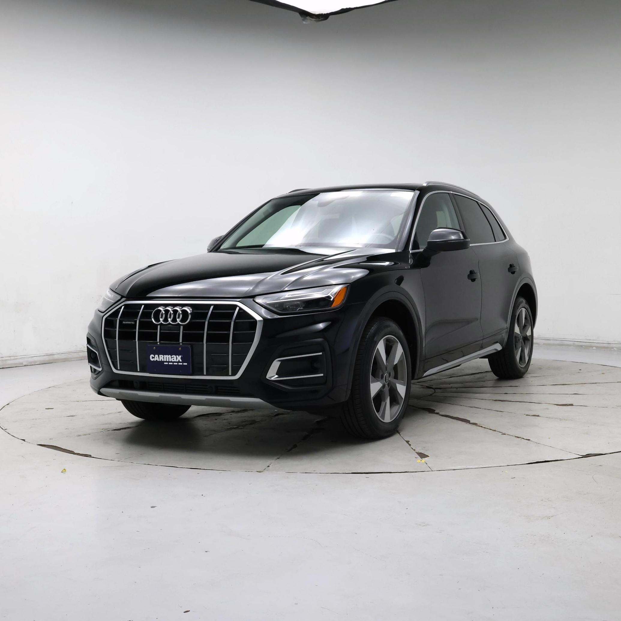 Thumbnail: 2023 Audi Q5 - 4