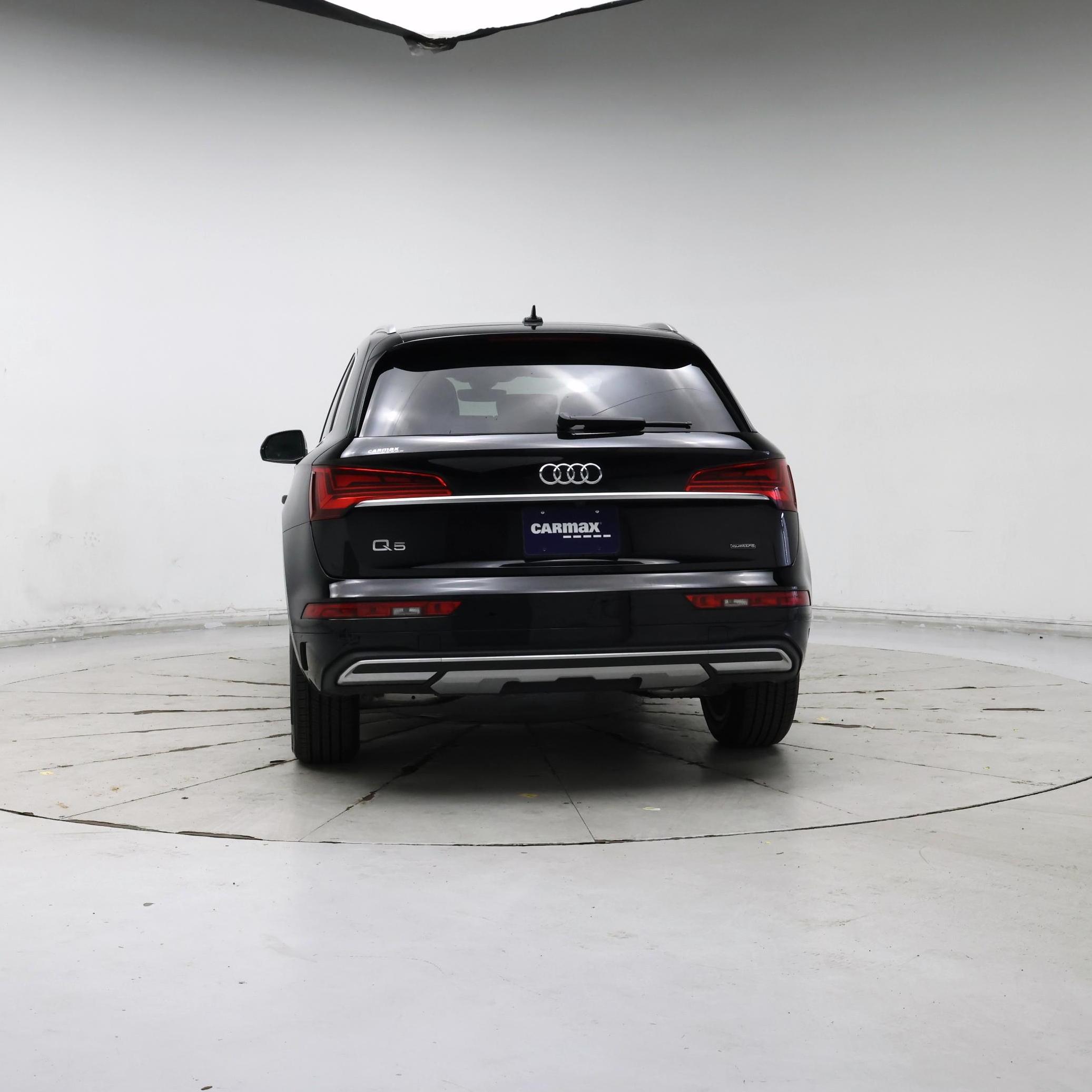 Thumbnail: 2023 Audi Q5 - 6
