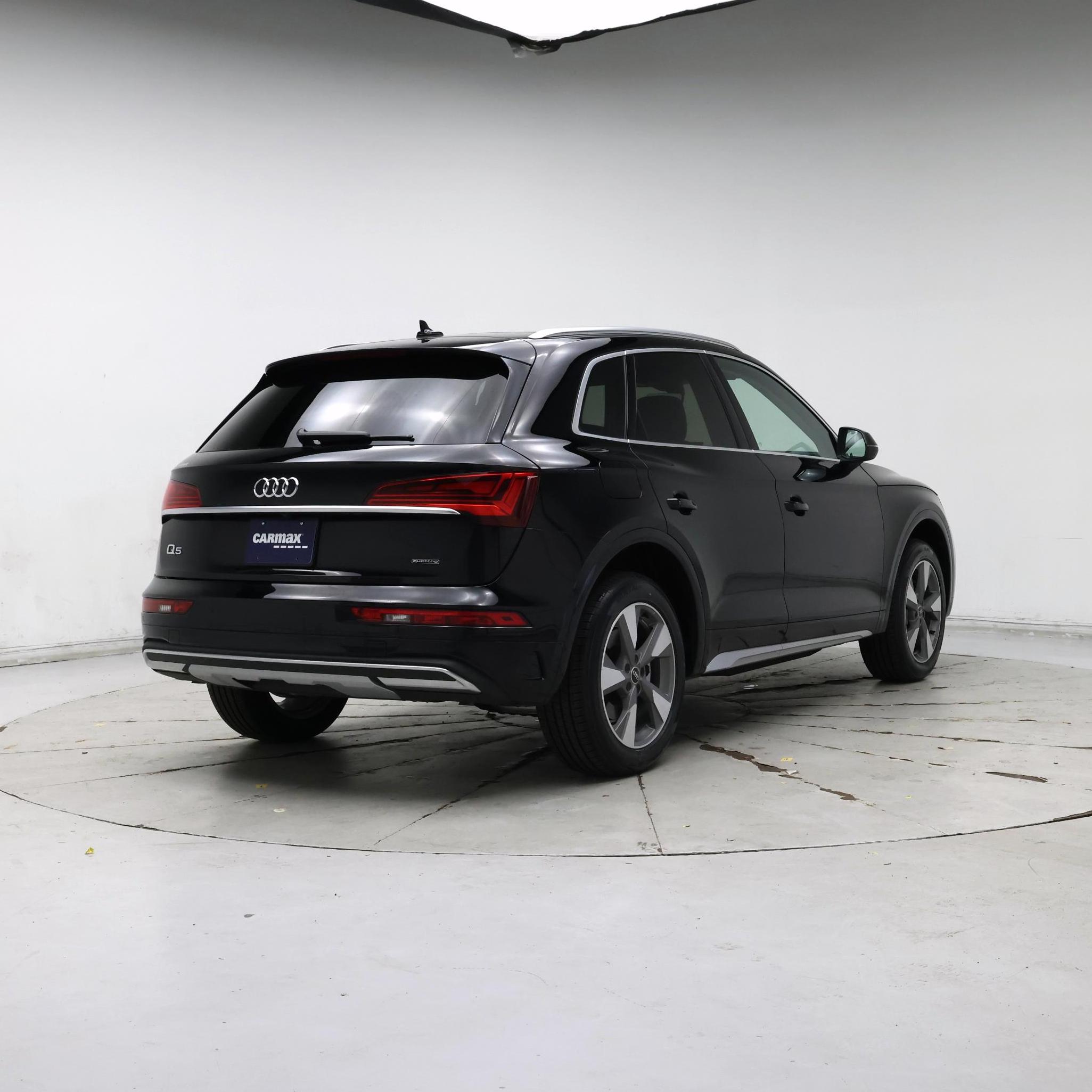 Thumbnail: 2023 Audi Q5 - 8