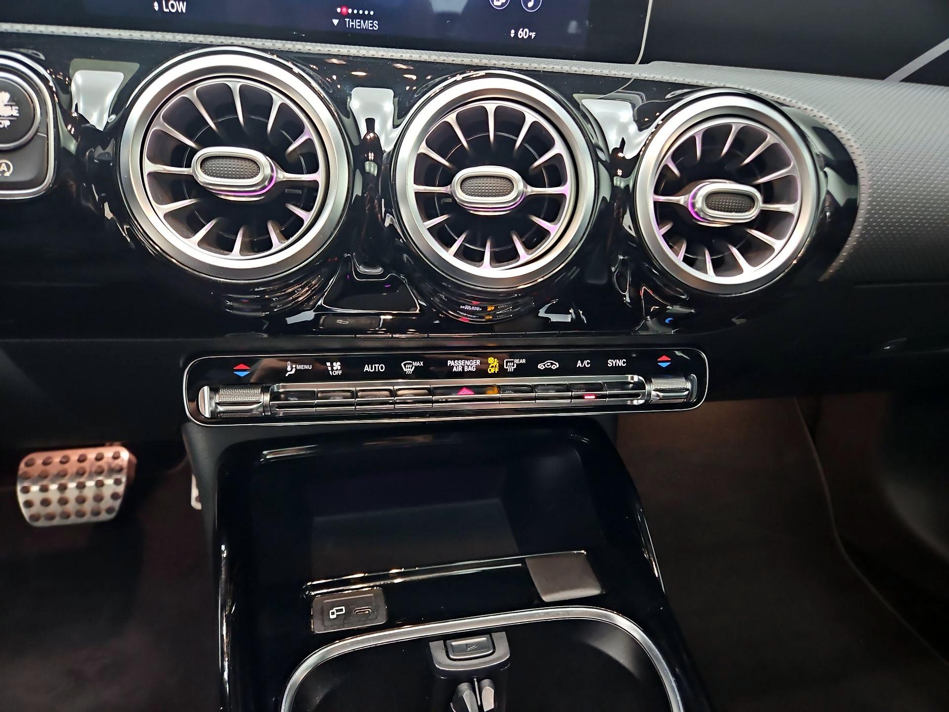 Thumbnail: 2020 Mercedes-Benz CLA - 16