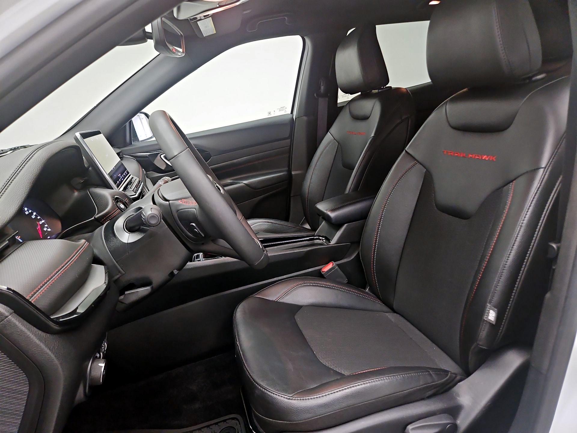 Thumbnail: 2025 Jeep Compass - 11