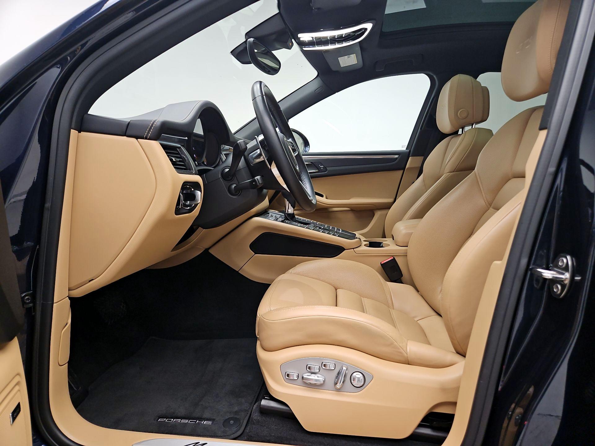 Thumbnail: 2017 Porsche Macan - 11