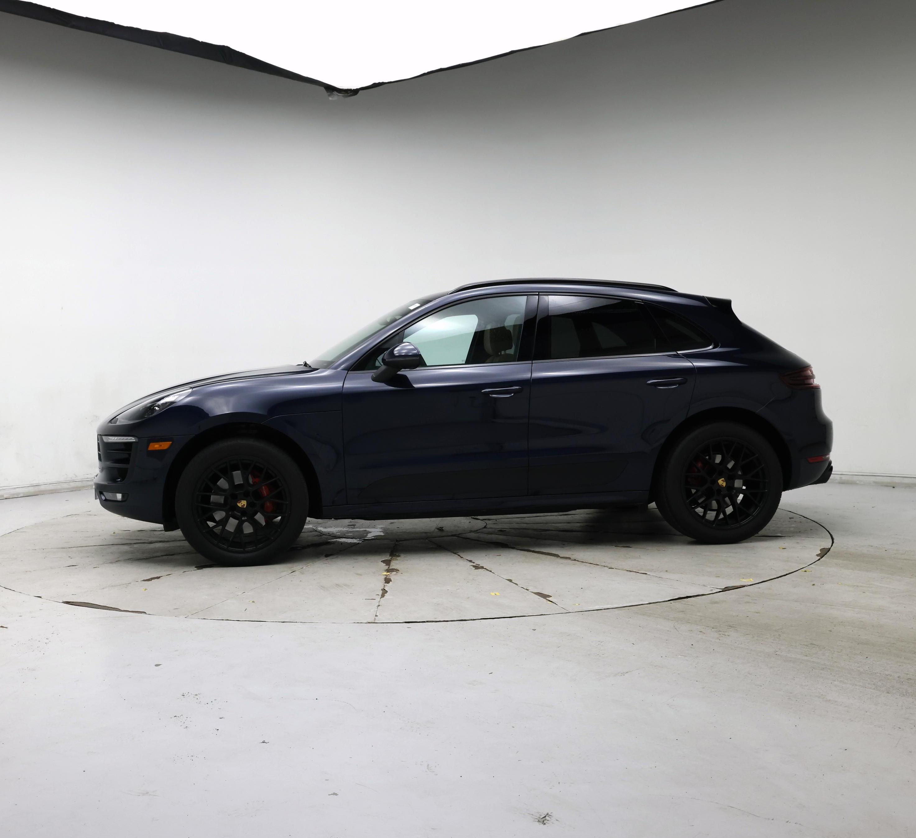 Thumbnail: 2017 Porsche Macan - 3