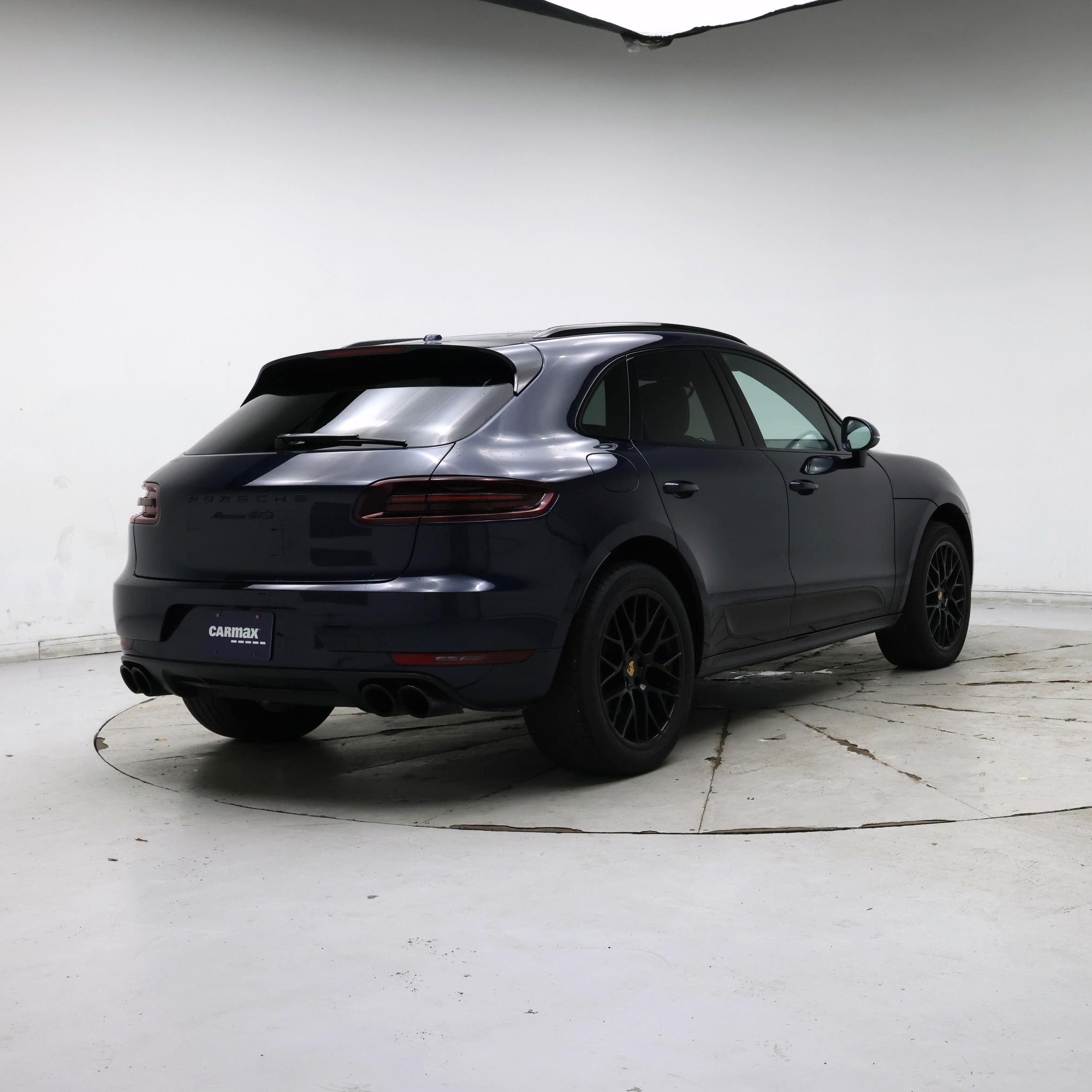 Thumbnail: 2017 Porsche Macan - 8