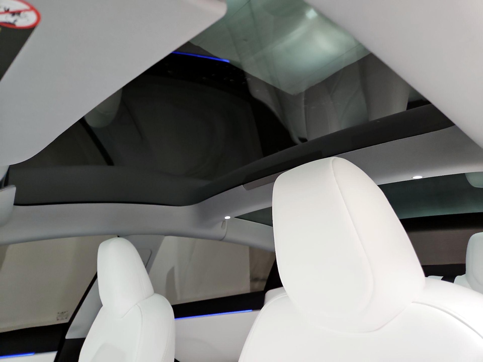 2025 Tesla Model 3 Long Range - Photo 20